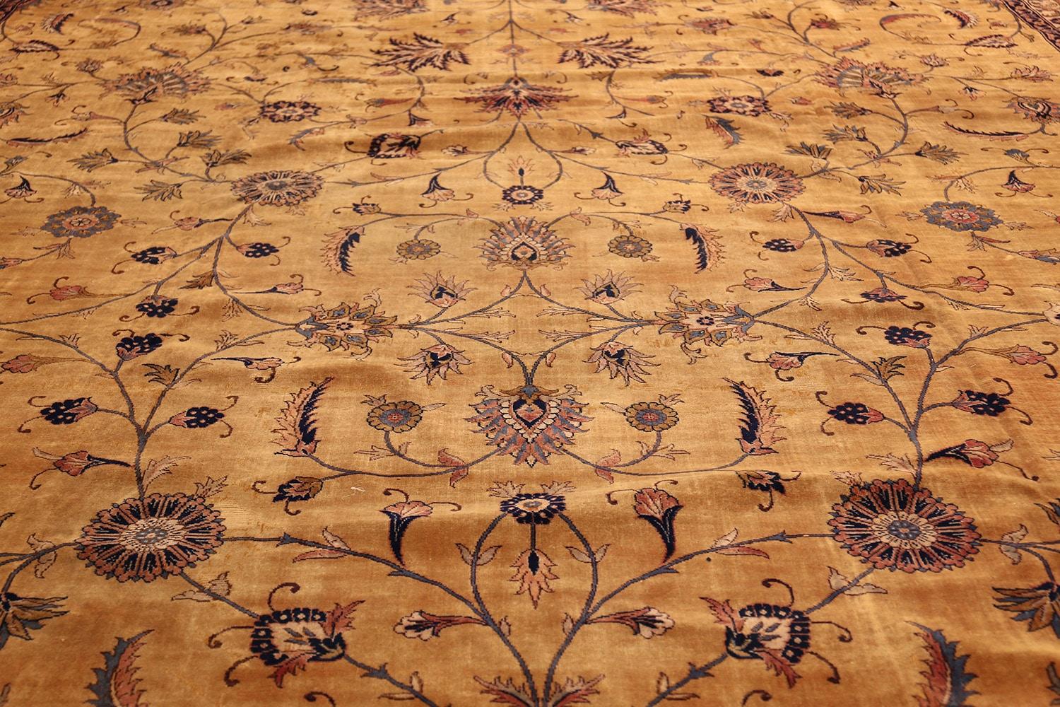 Nazmiyal Collection Antique Indian Carpet. Size: 14 ft x 24 ft 6 in In Good Condition In New York, NY