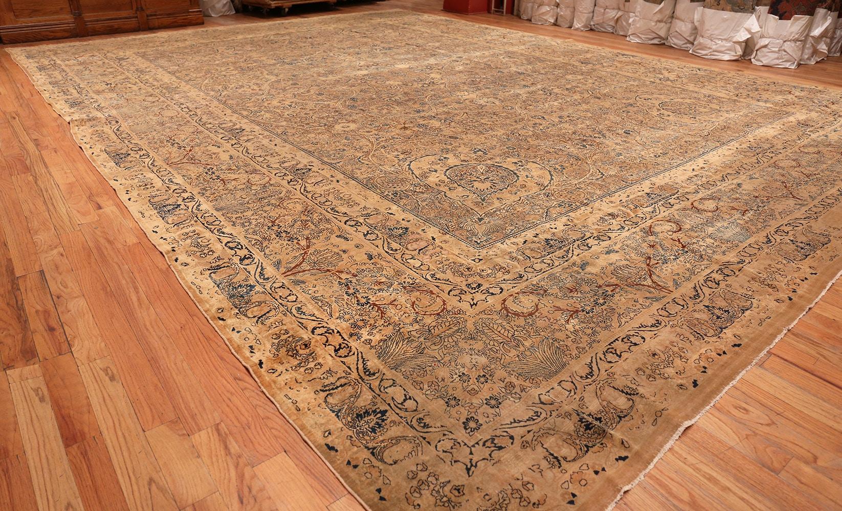 Wool Antique Kerman Persian Rug. Size: 15 ft 9 in x 21 ft 6 in For Sale