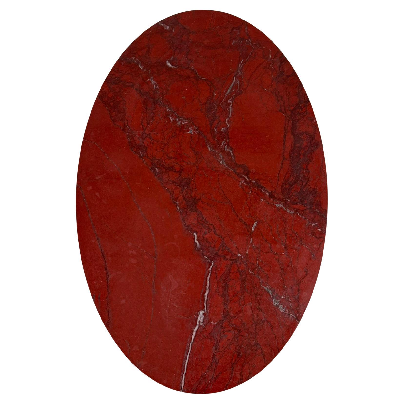 Gran mesa de centro ovalada de mármol rojo sangre de buey "rosso Levanto", Italia 1980