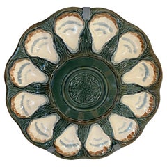 Large Oyster Dish in Majolica Green White Color 19th Century Longchamp France