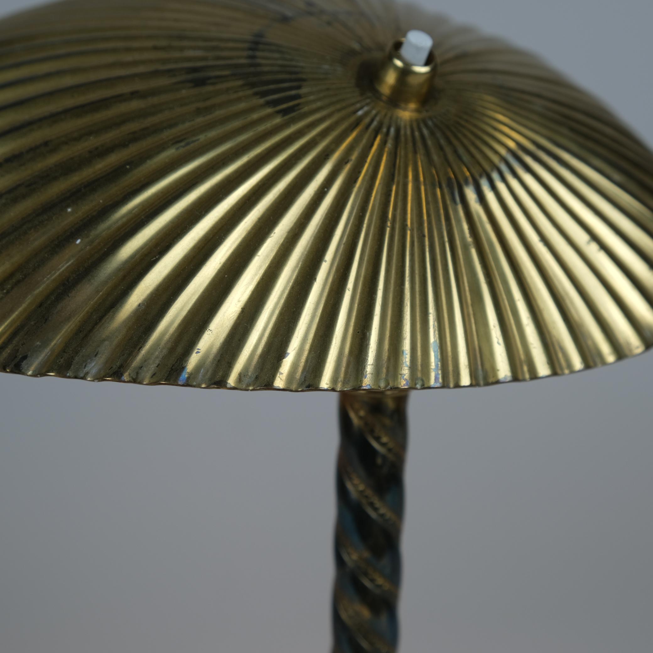 Metal Large Paavo Tynell Full Brass Seashell Table Lamp Model 5321, Taito Oy 1940s For Sale