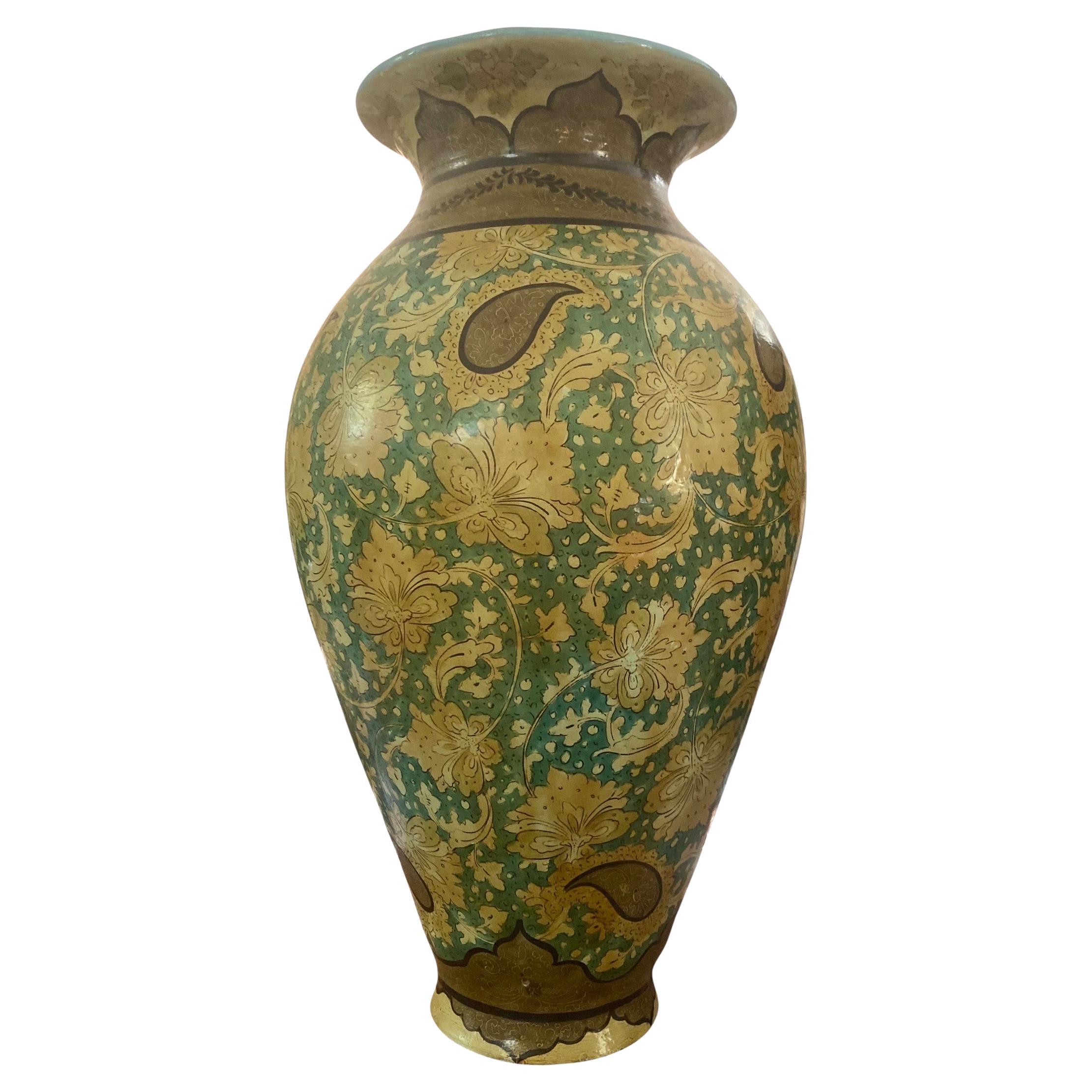 Grande vaso in ceramica dipinta - stile Qajar, Persia, inizio XX secolo in vendita