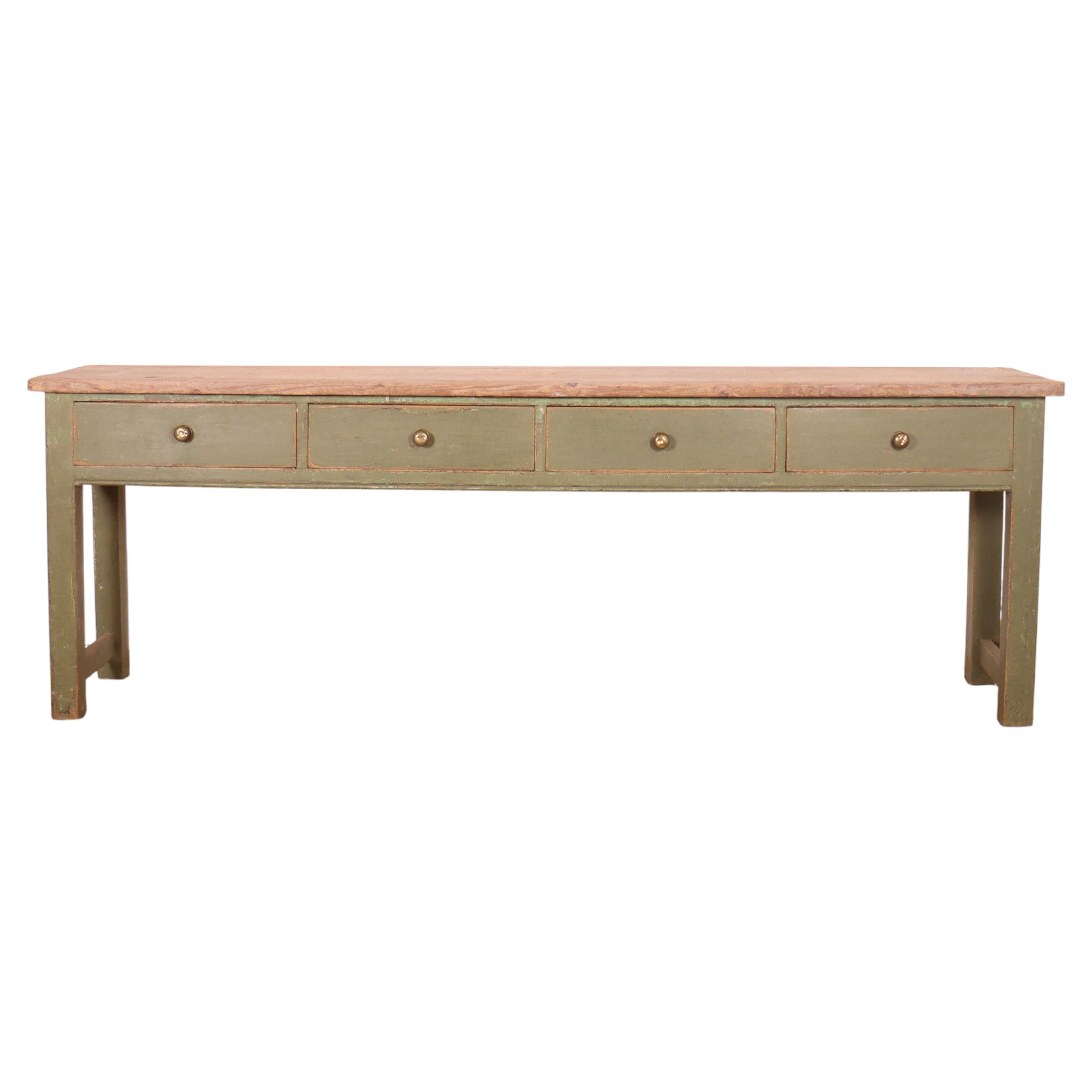 Grande base de commode peinte à l'anglaise