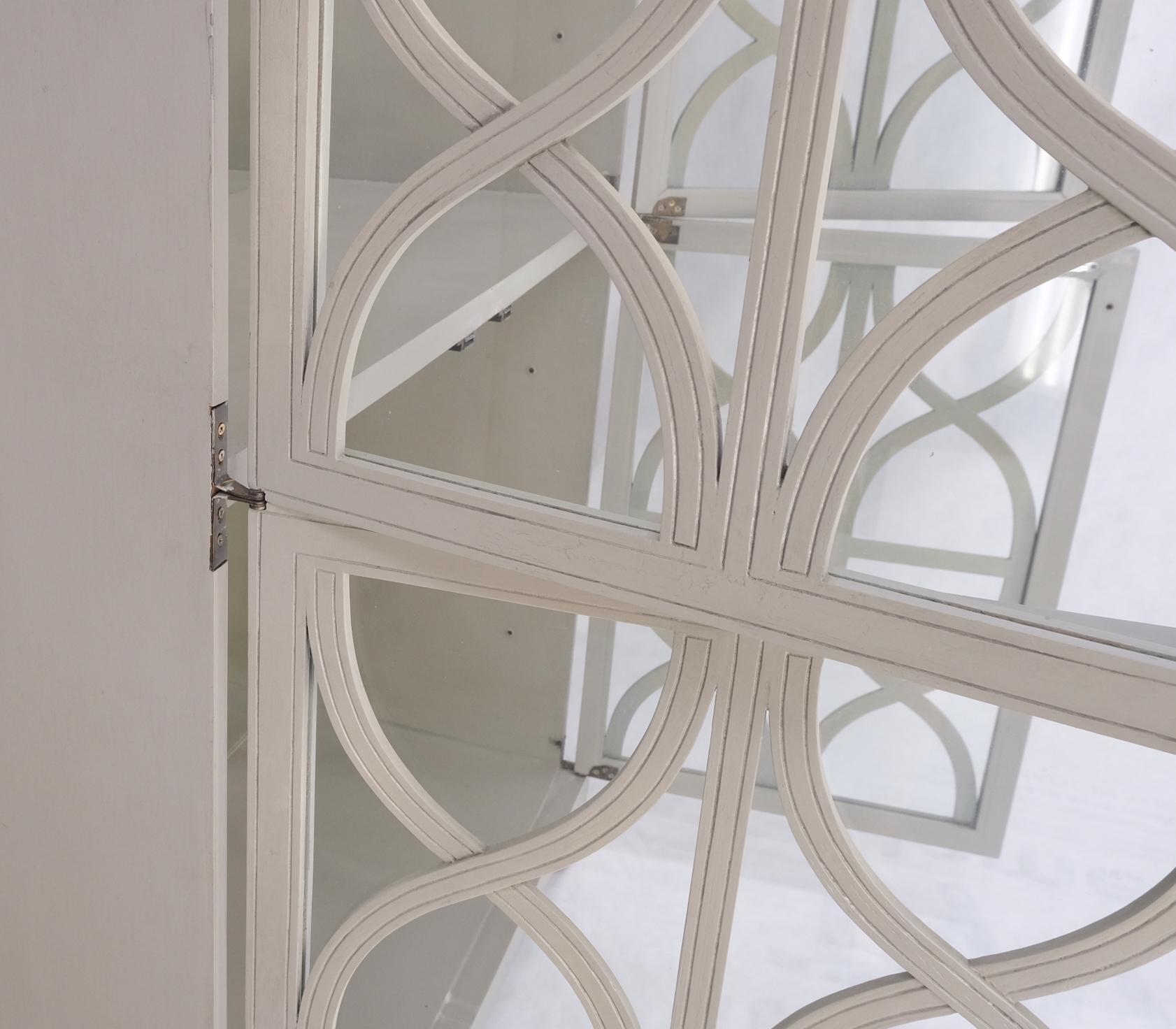 Noce Grande armadio a doppia anta decorativo verniciato a specchio, credenza, vitrina in vendita