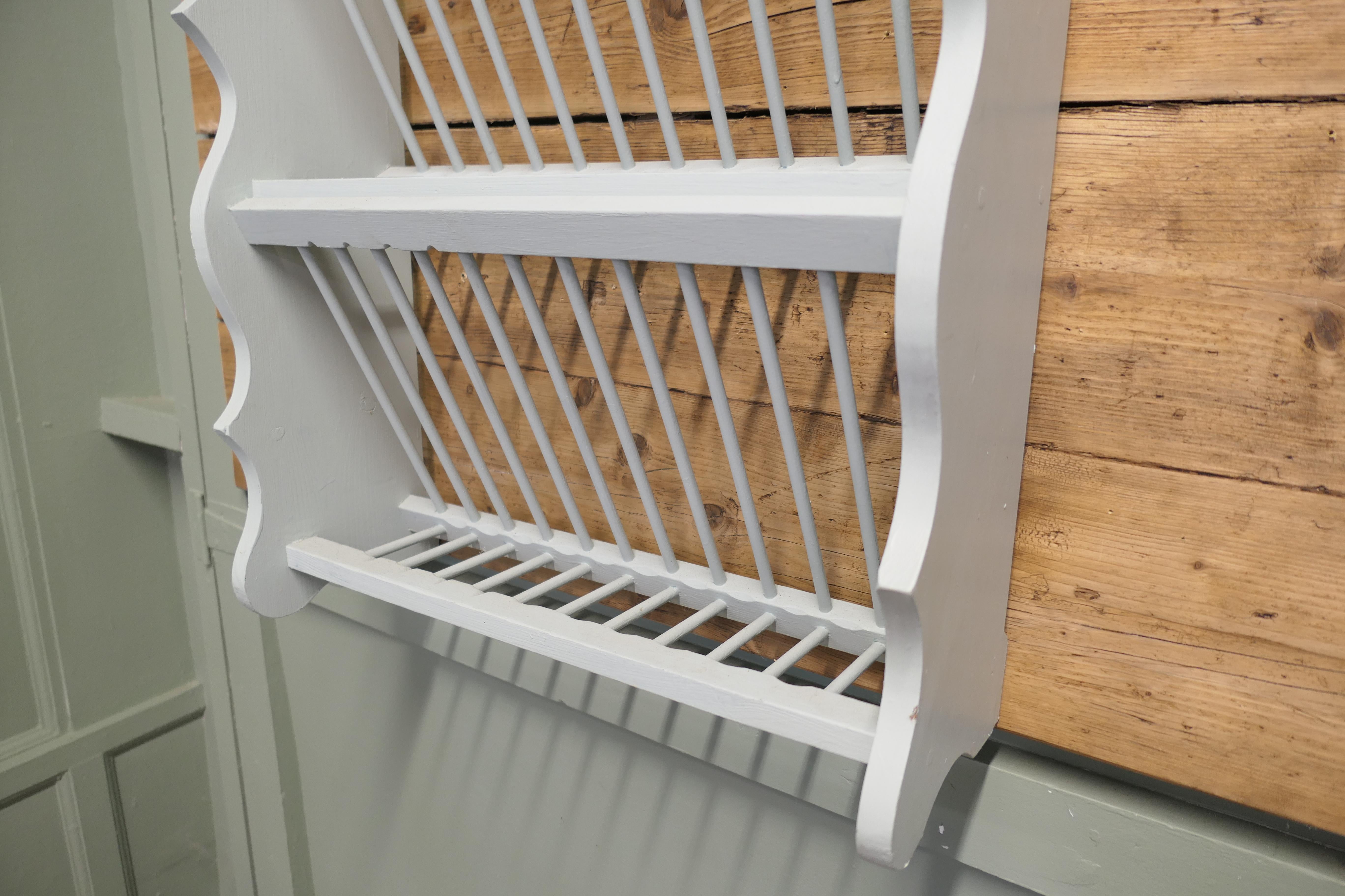 Large Painted Wall Hanging Pine Plate Rack  This useful piece hangs on the wall For Sale 1