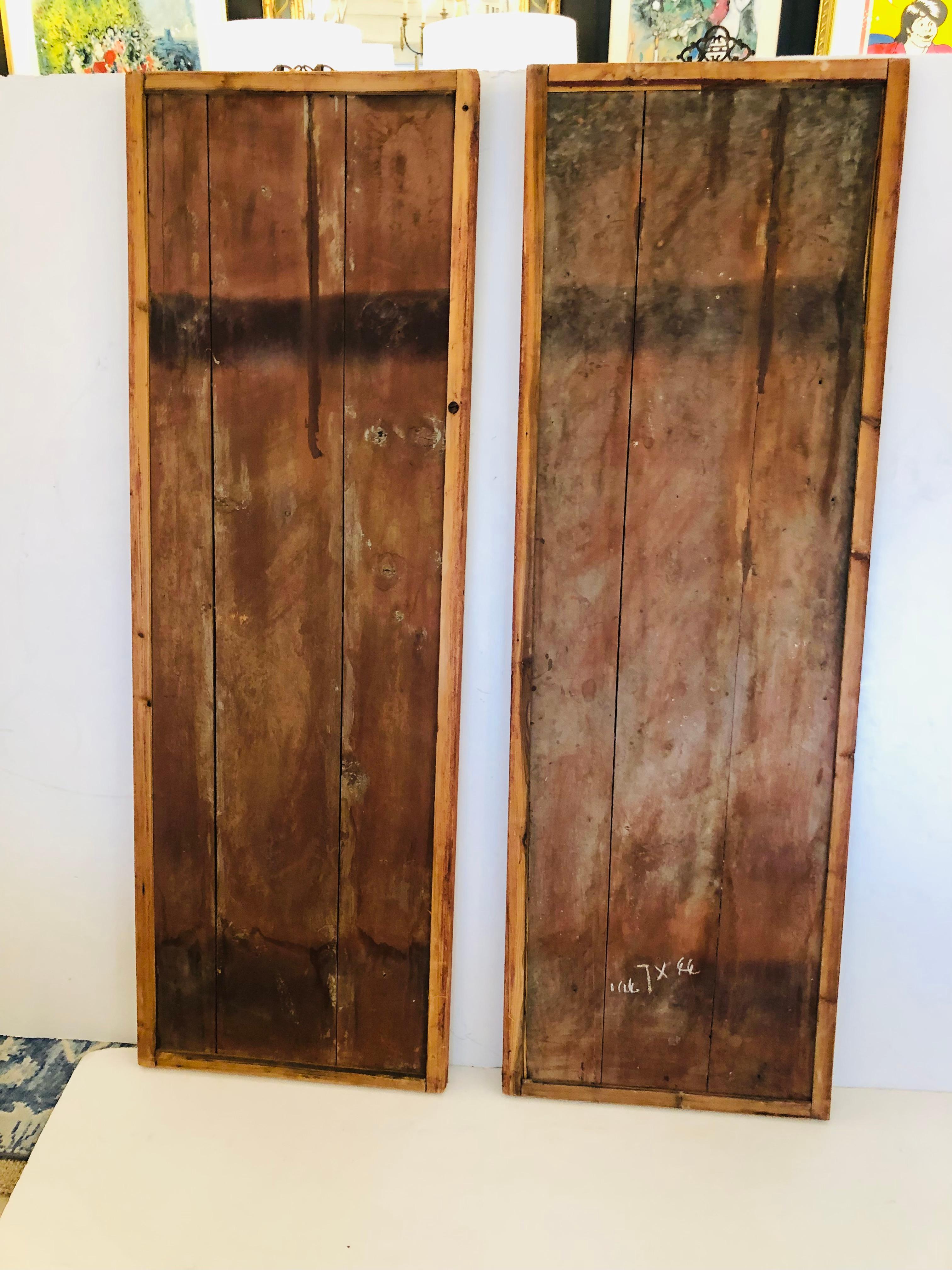 Large Pair 19th Century Antique Chinoiserie Figurative Distressed Painted Panels For Sale 7