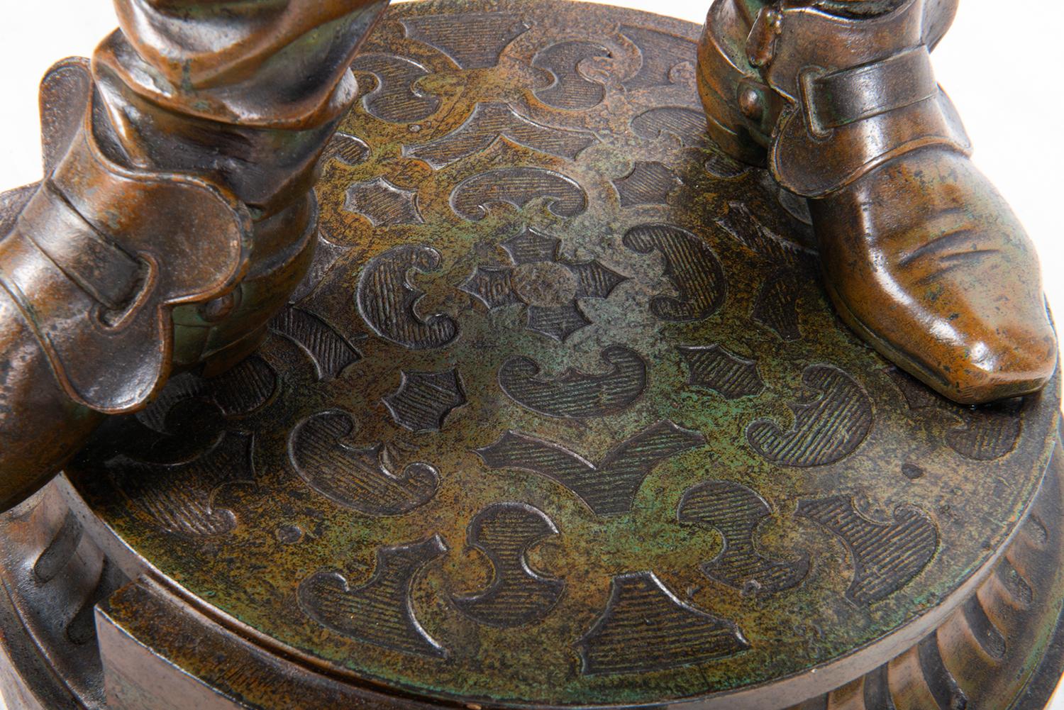 Großes Paar Bronze-Kaveliers aus Zinn aus dem 19. Jahrhundert im Angebot 2