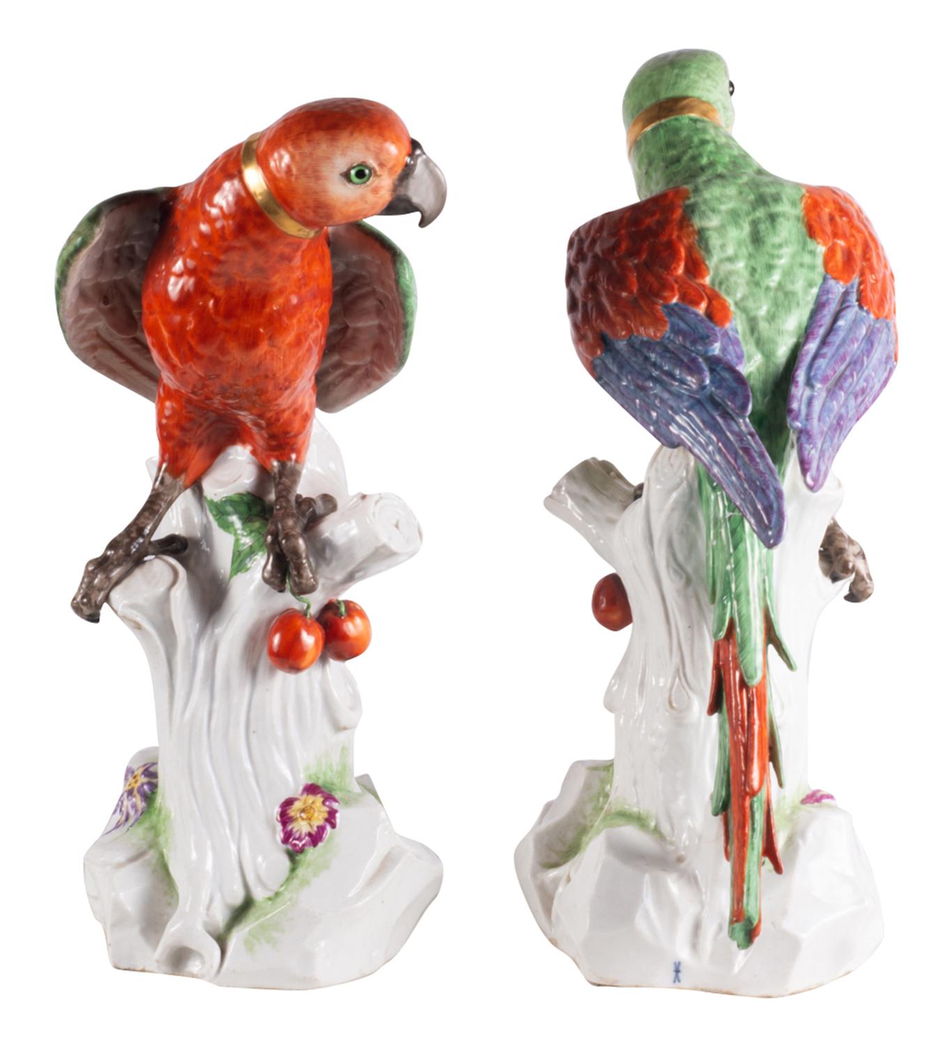 Hand-Painted Large Pair of 19th Century Dresden Porcelain Parrots