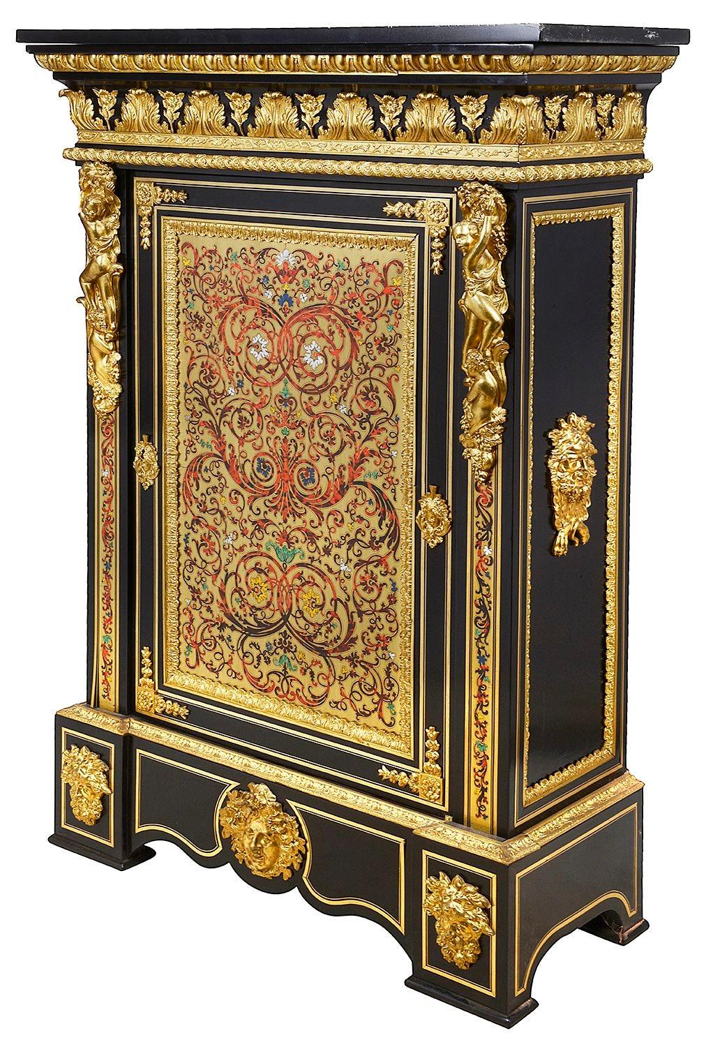 Grande coppia di Cabunet Boulle francesi del XIX secolo in vendita 2