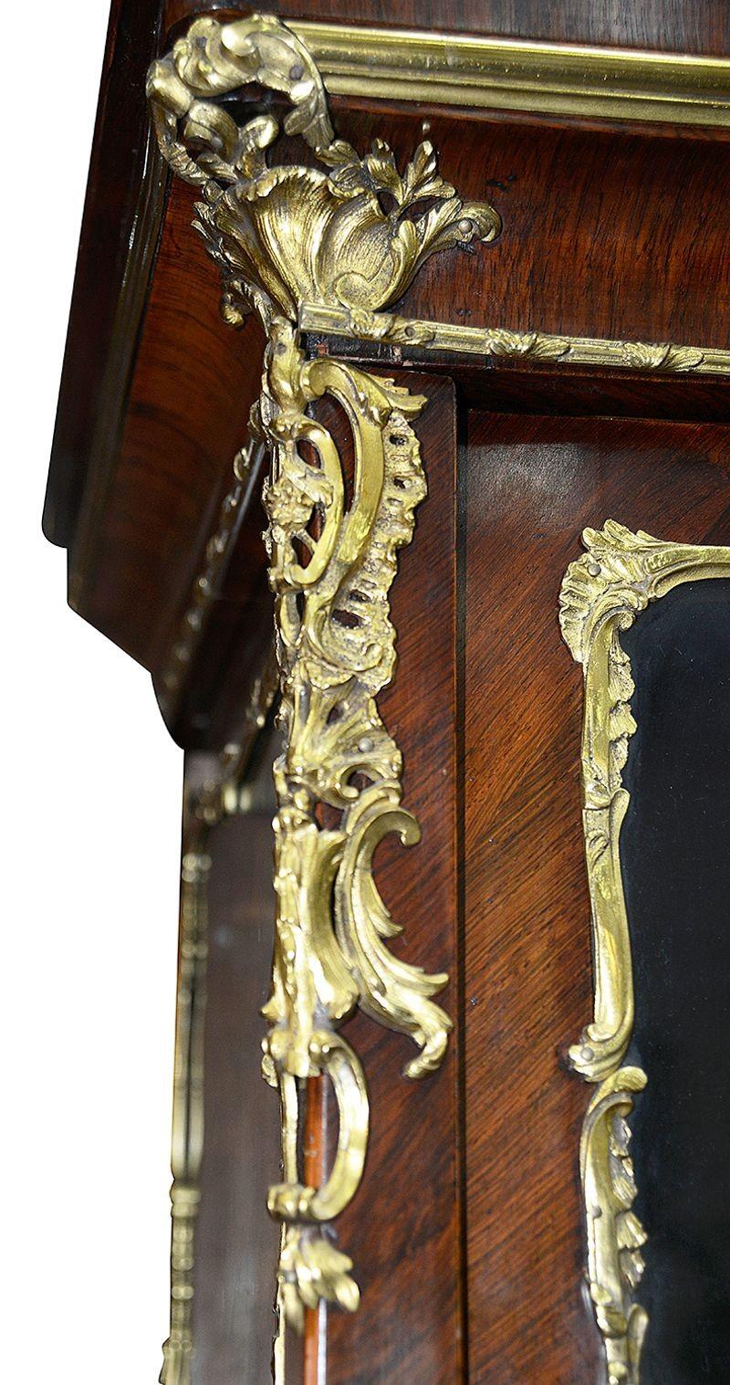 Veneer Large Pair 19th Century French Louis XVI Style Vitrines For Sale