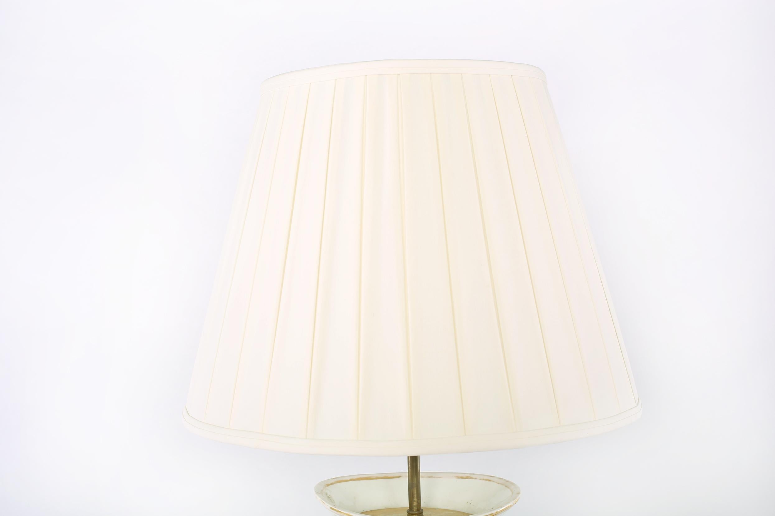 Large Pair 19th Century Gilt Porcelain Table Lamps For Sale 1