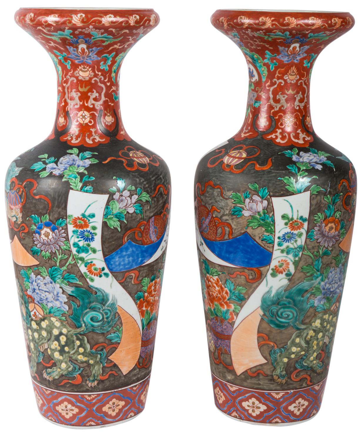 Large Pair of 19th Century Kutani Japanese Vases In Good Condition In Brighton, Sussex