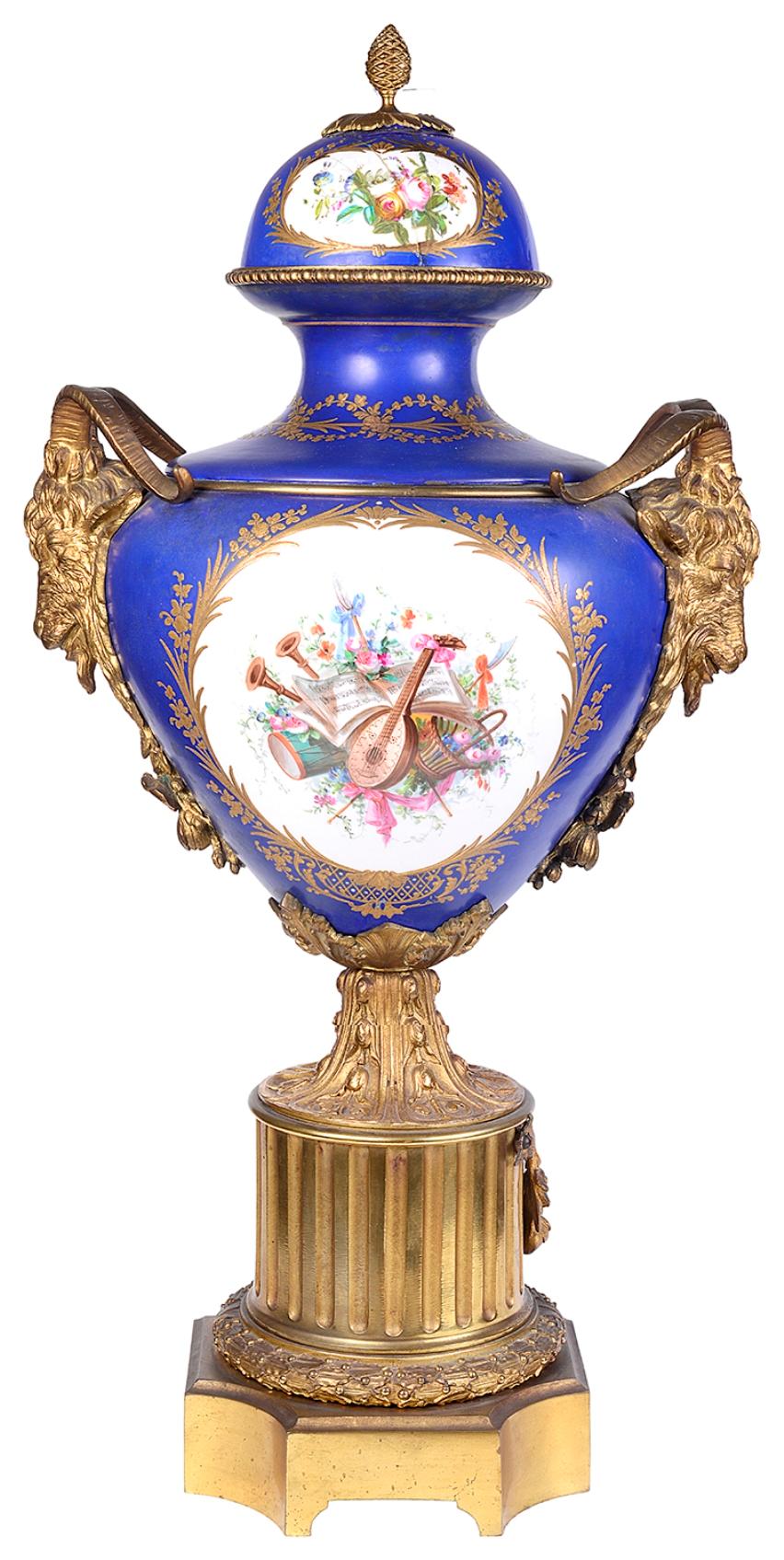 Large Pair of 19th Century Sevres Style Lidded Vases In Good Condition For Sale In Brighton, Sussex