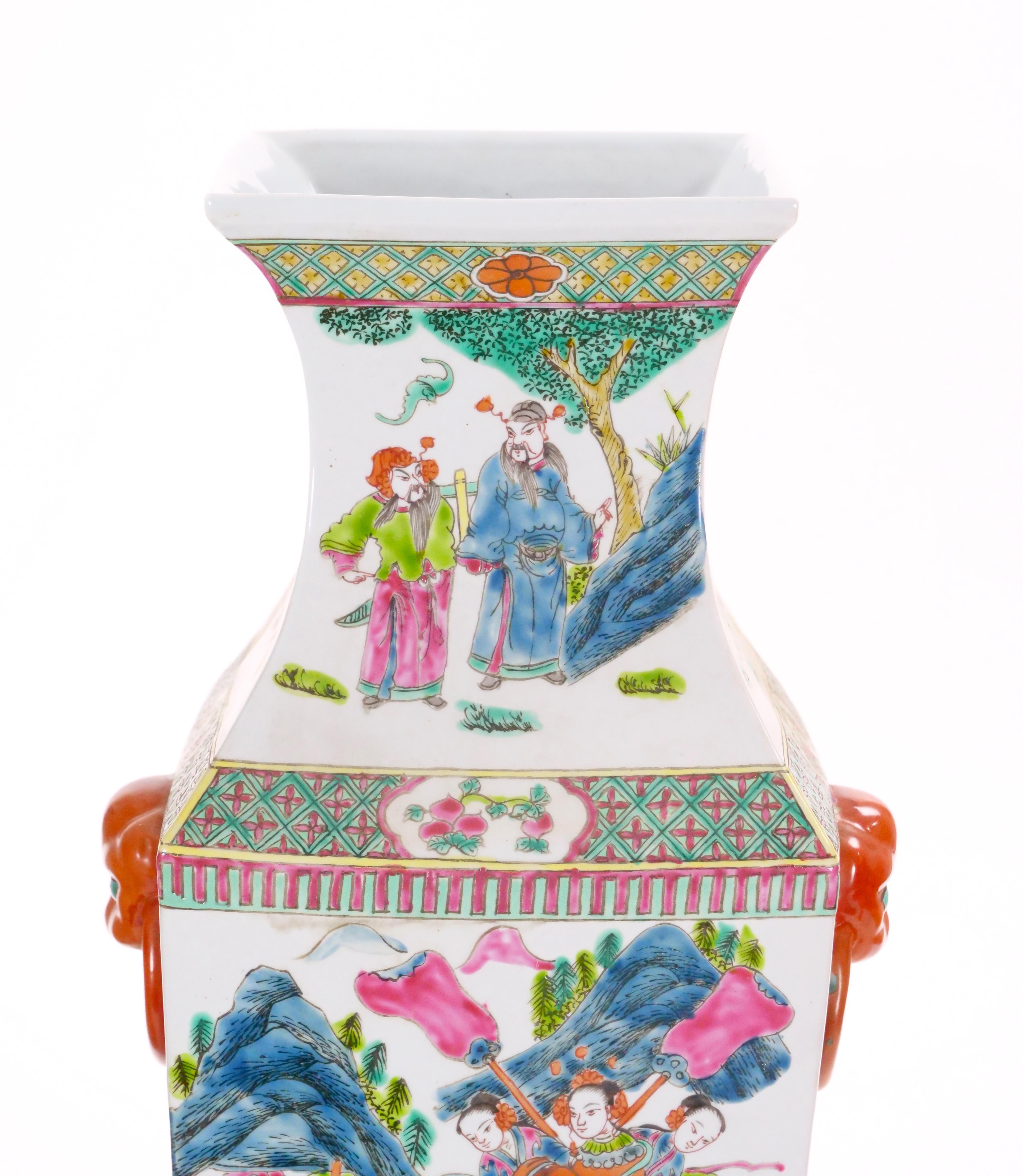 Large Pair Chinese Porcelain Famille Rose Decorative Vases, c. 1900's In Good Condition For Sale In Tarry Town, NY
