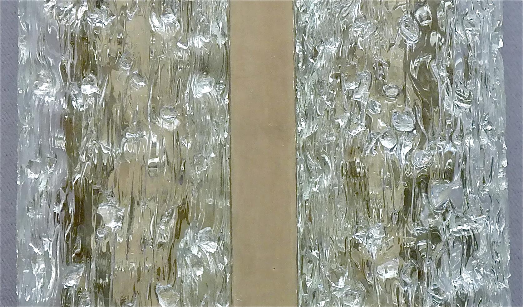 Großes Paar Doria-Wandleuchter aus verchromtem Metall und Murano-Eisglasröhren im Venini-Stil, 1960er Jahre im Angebot 4