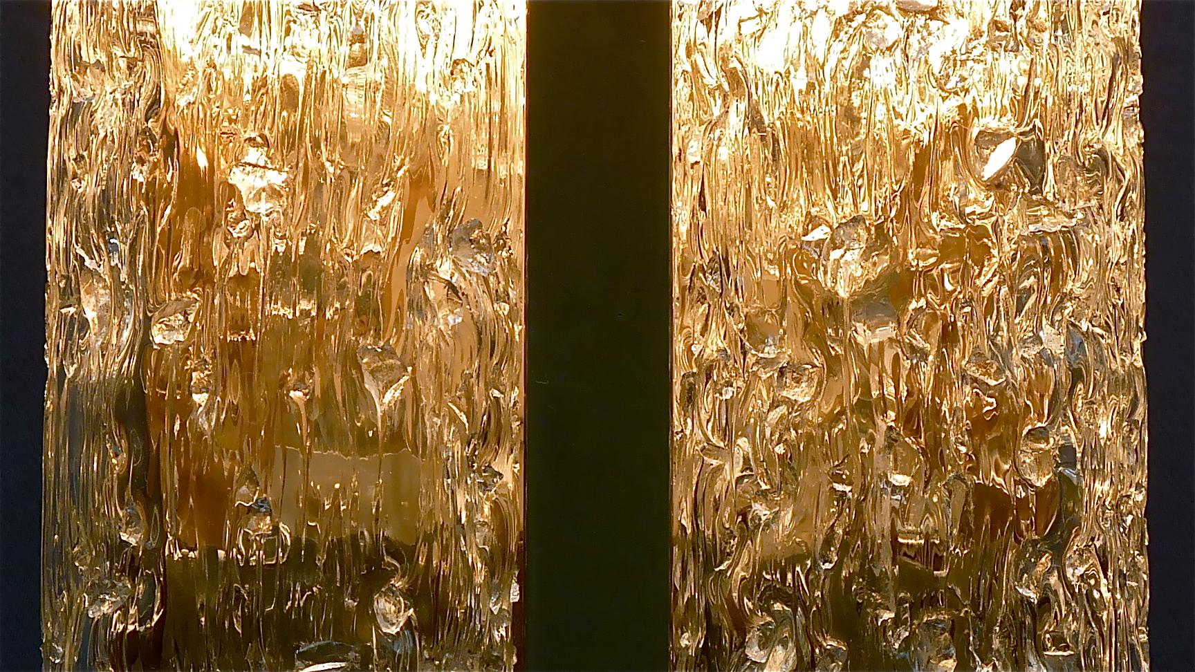 Großes Paar Doria-Wandleuchter aus verchromtem Metall und Murano-Eisglasröhren im Venini-Stil, 1960er Jahre im Angebot 5