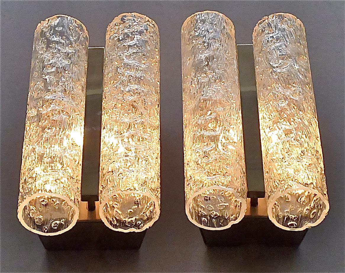 Großes Paar Doria-Wandleuchter aus verchromtem Metall und Murano-Eisglasröhren im Venini-Stil, 1960er Jahre im Angebot 6