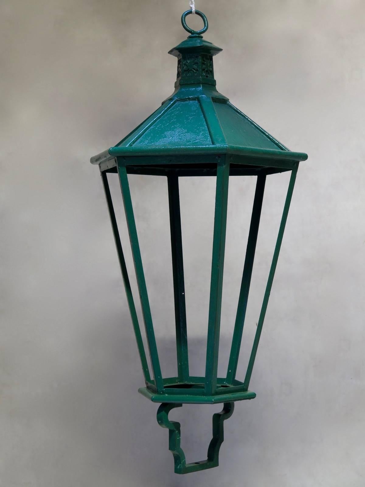 Painted Large Pair of French 19th Century Iron Lanterns For Sale