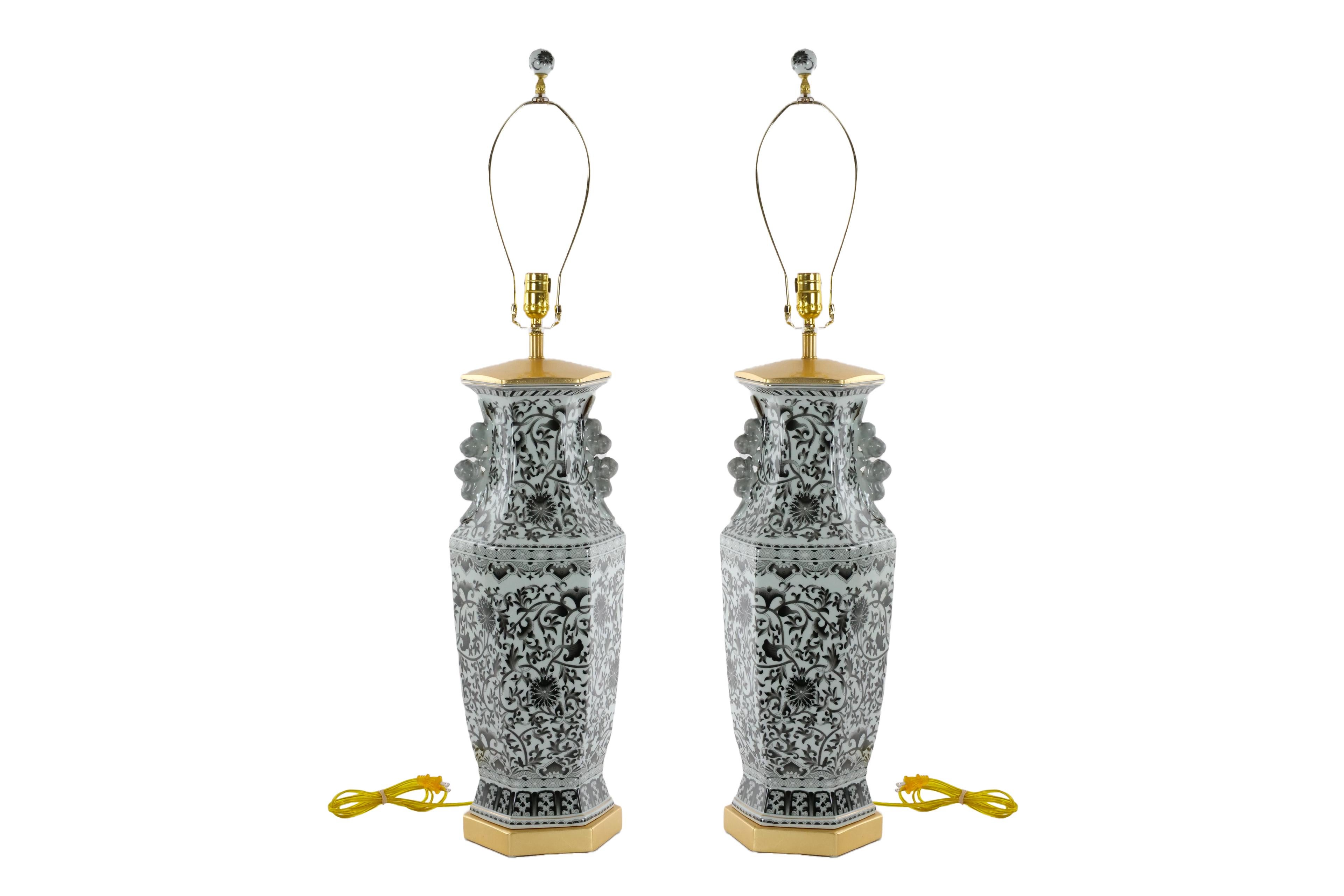 Large Pair Glazed Tapestry Porcelain / Gilt Base Table Lamps In Good Condition For Sale In Tarry Town, NY