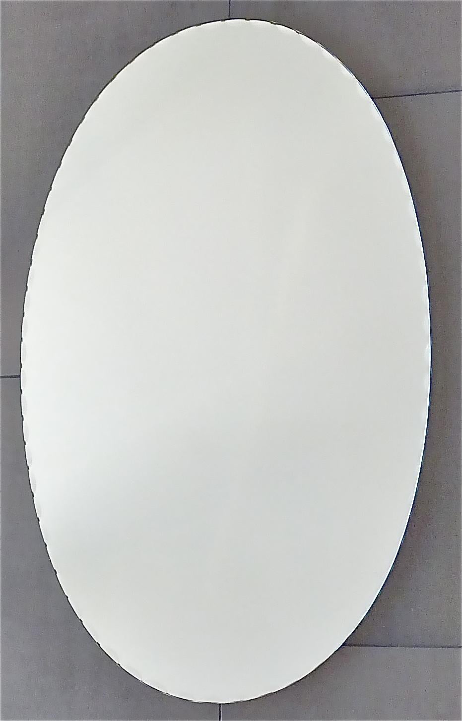 Large Pair Italian Midcentury Oval Mirrors Faceted Crystal Glass Fontana Arte For Sale 7