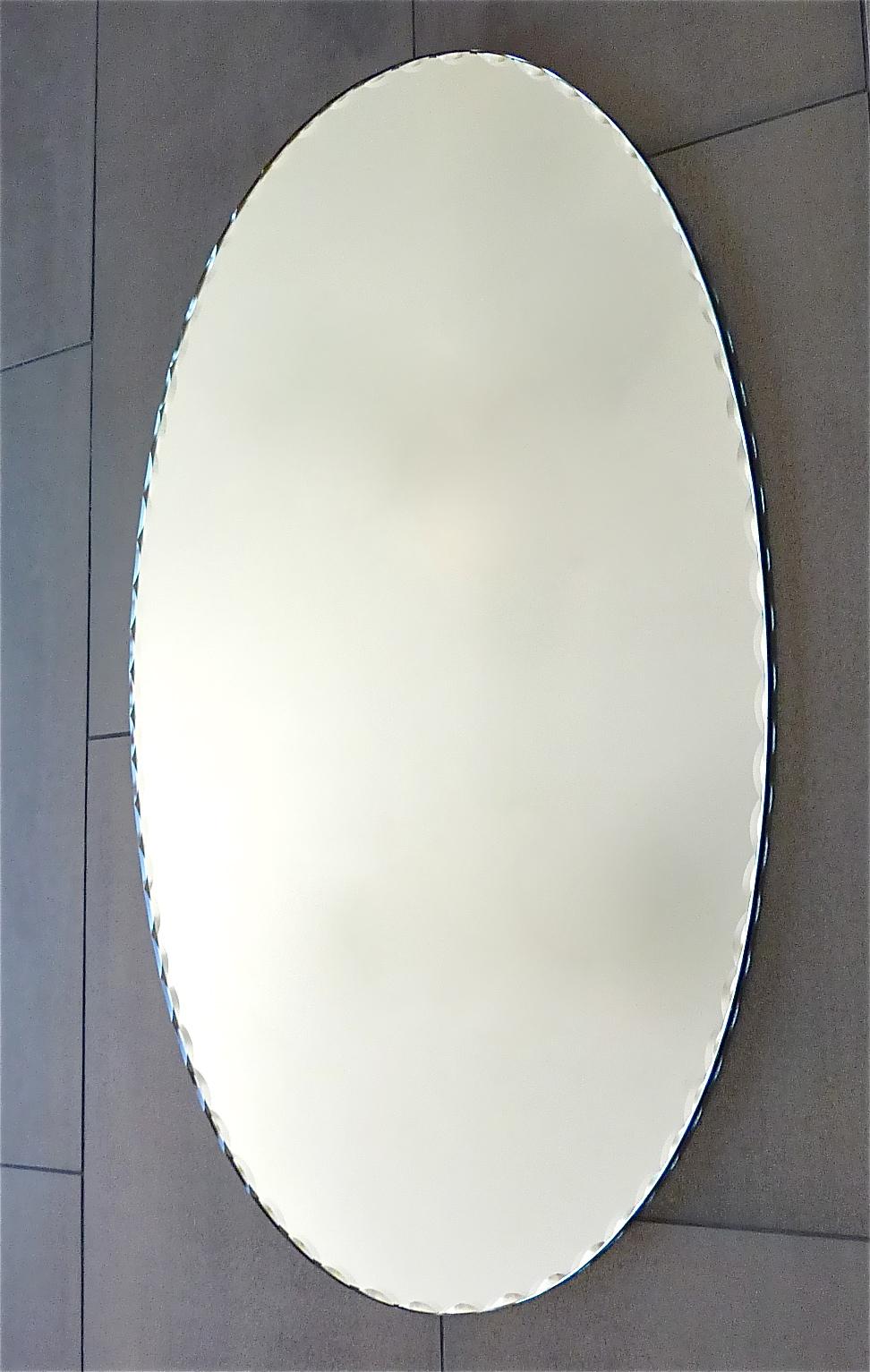 Large Pair Italian Midcentury Oval Mirrors Faceted Crystal Glass Fontana Arte For Sale 8