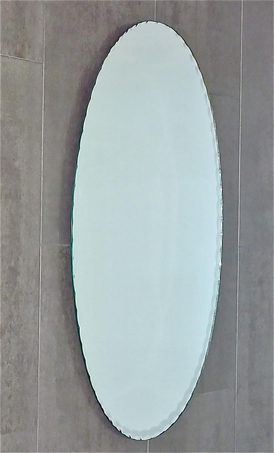 Large Pair Italian Midcentury Oval Mirrors Faceted Crystal Glass Fontana Arte For Sale 4