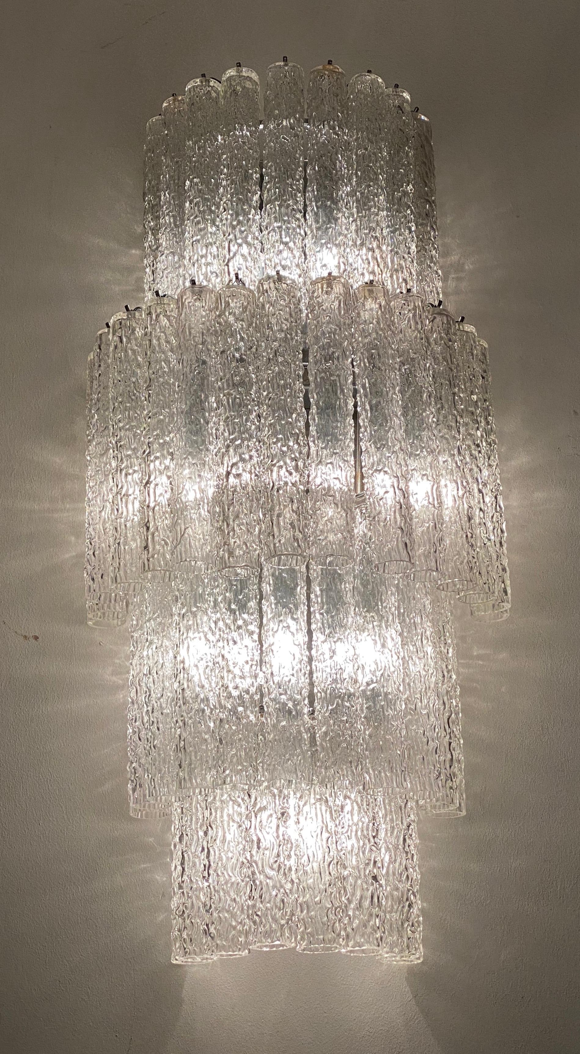Large Pair Italian Murano Glass Sconces or wall lights Attr, Venini, 1970 In Excellent Condition For Sale In Rome, IT