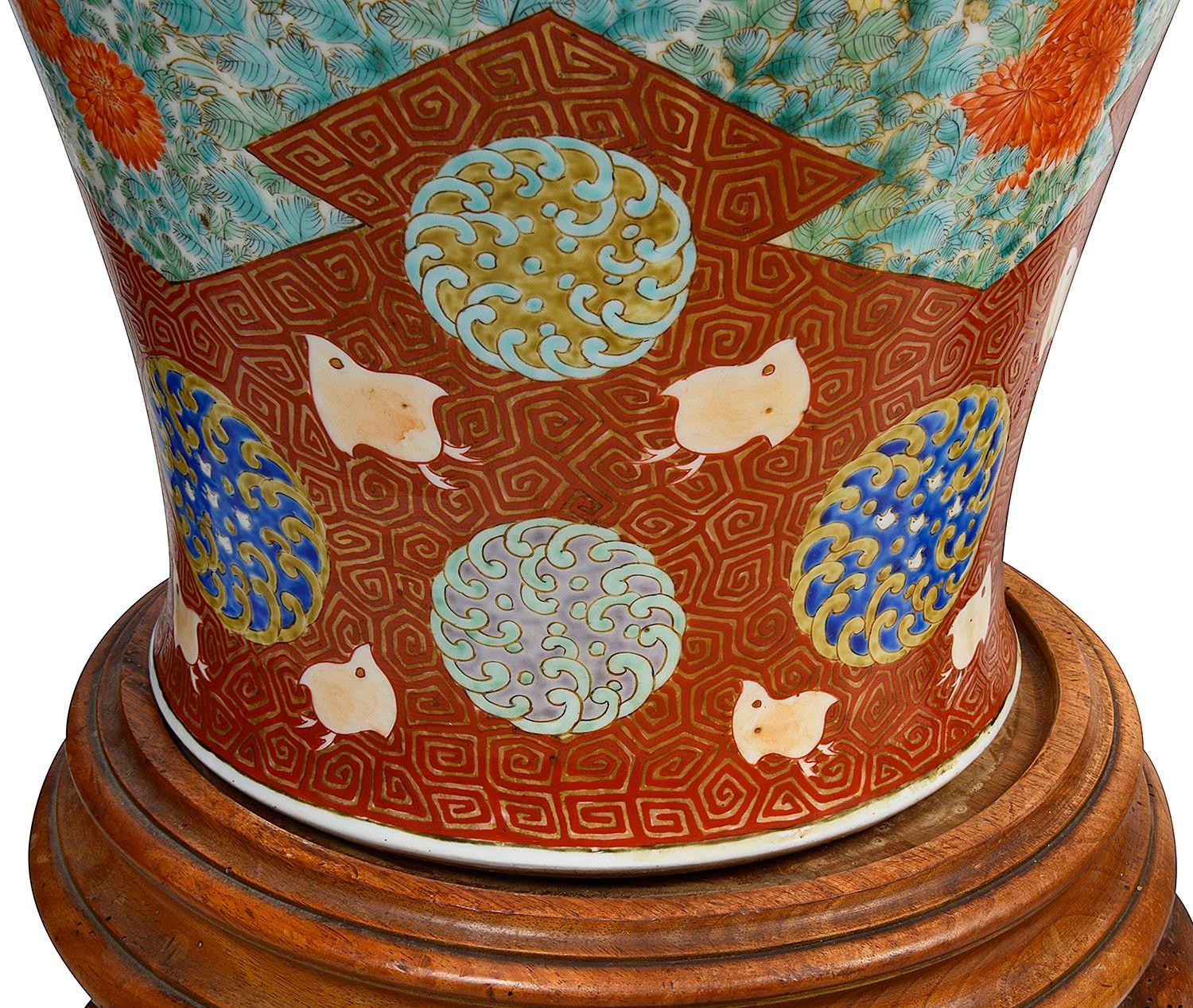 Large pair Japanese Fukagawa porcelain vases on stands, circa 1890. For Sale 1