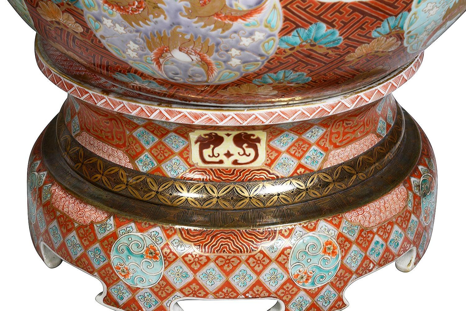 Grande coppia di vasi Imari giapponesi, circa 1890. in vendita 3