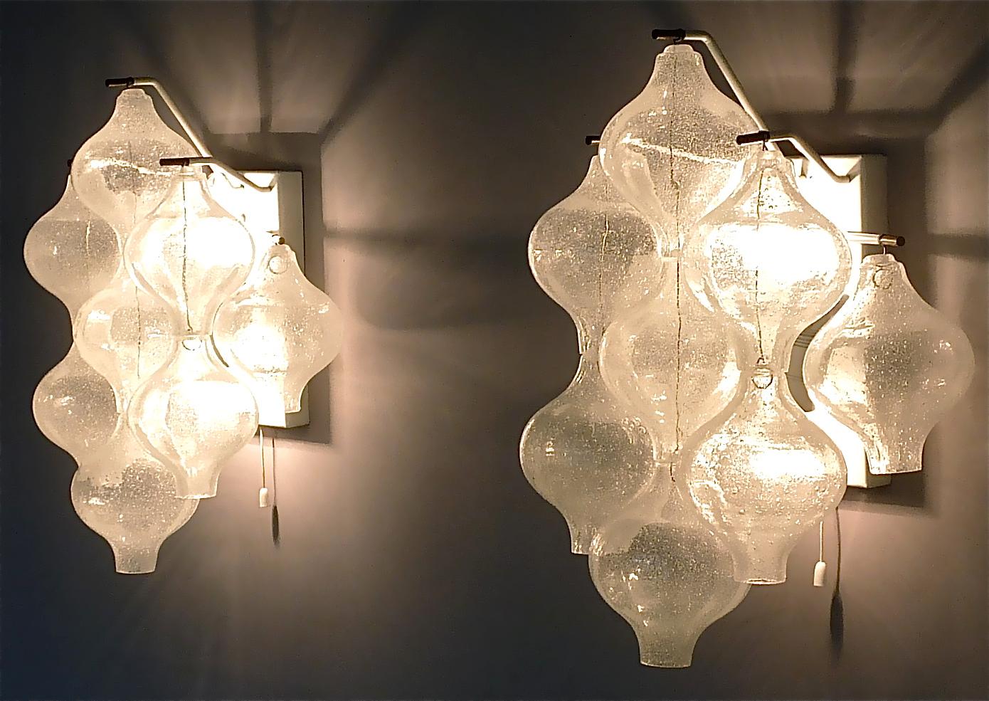 Mid-20th Century Large Pair of Kalmar Tulipan Wall Lights Sconces Murano Glass White Brass, 1960s For Sale