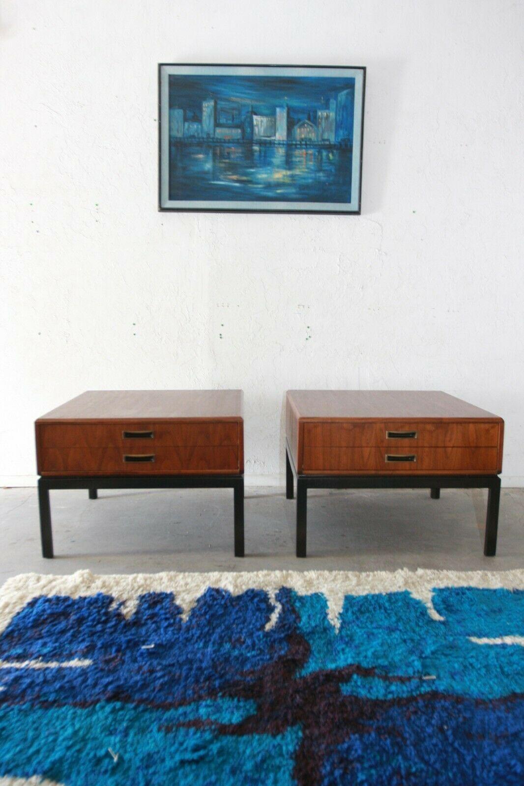 Large Pair Mid Century Modern Harvey Probber Founders Walnut End/ Side Tables 4