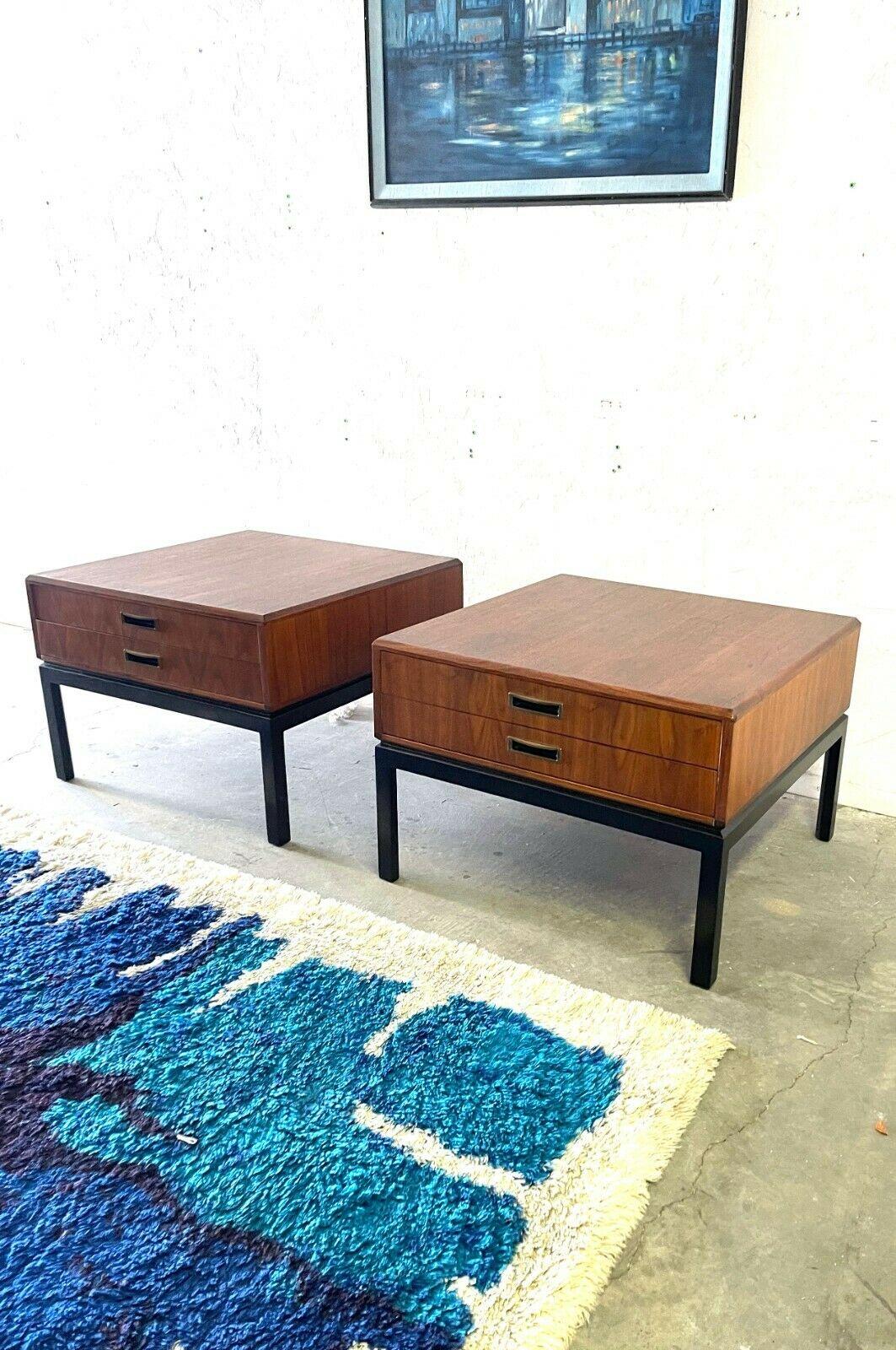 Large Pair Mid Century Modern Harvey Probber Founders Walnut End/ Side Tables 5