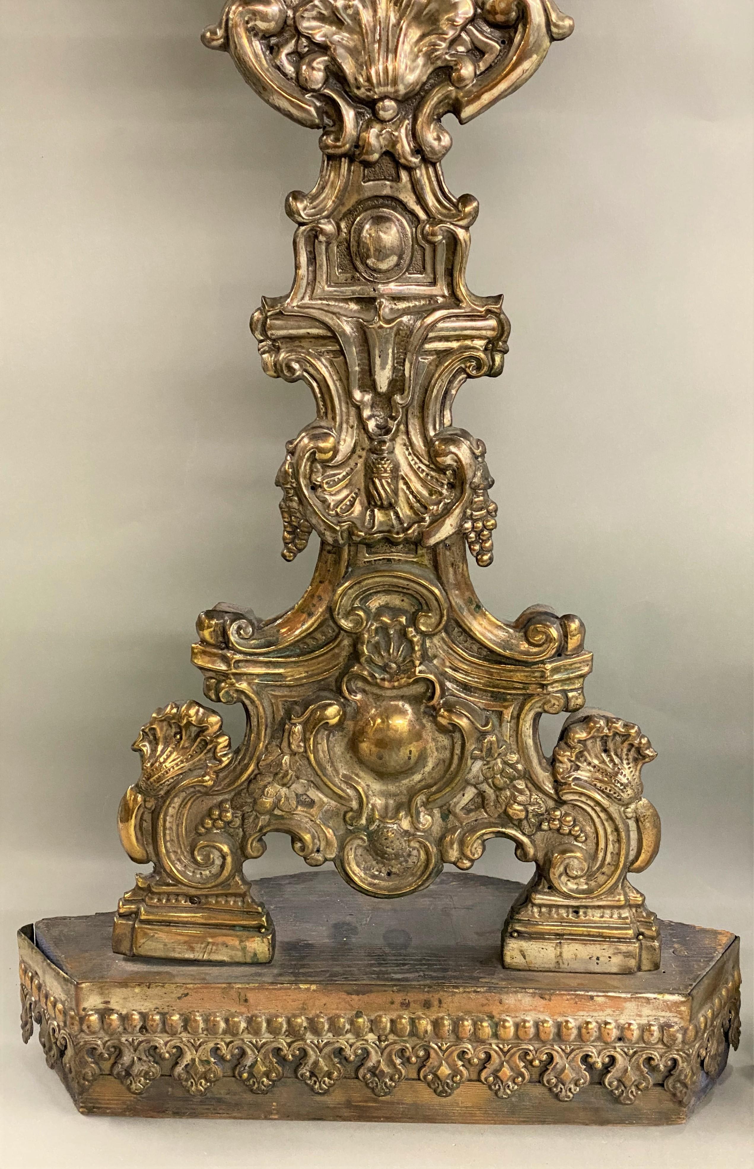 Baroque Large Pair of 18th / 19th Century Italian Silvered Reliquaries For Sale