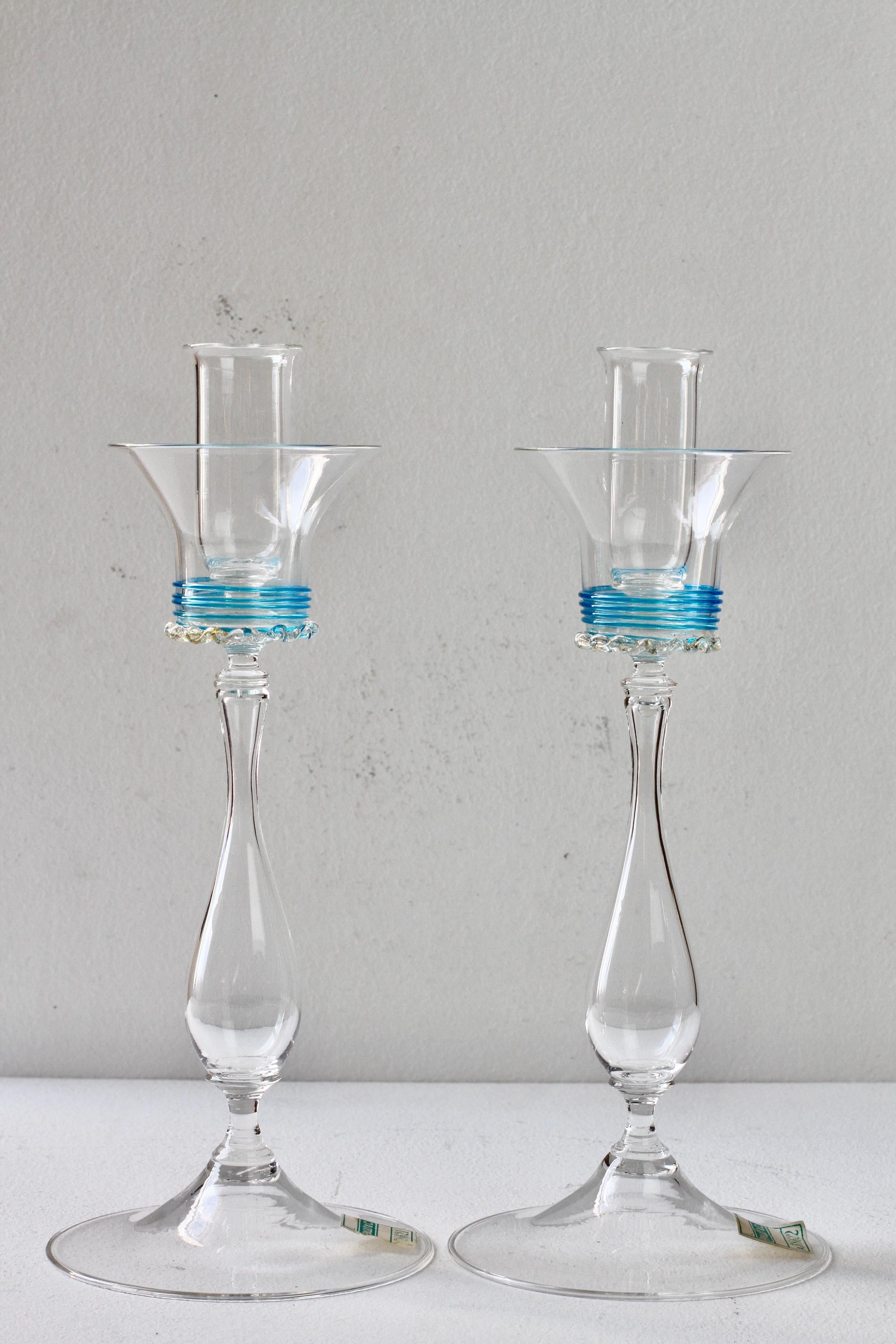 Großes Paar italienisch-venezianischer Murano-Glas-Kerzenhalter aus den 1950er Jahren von Pauly & Co. (Italienisch) im Angebot