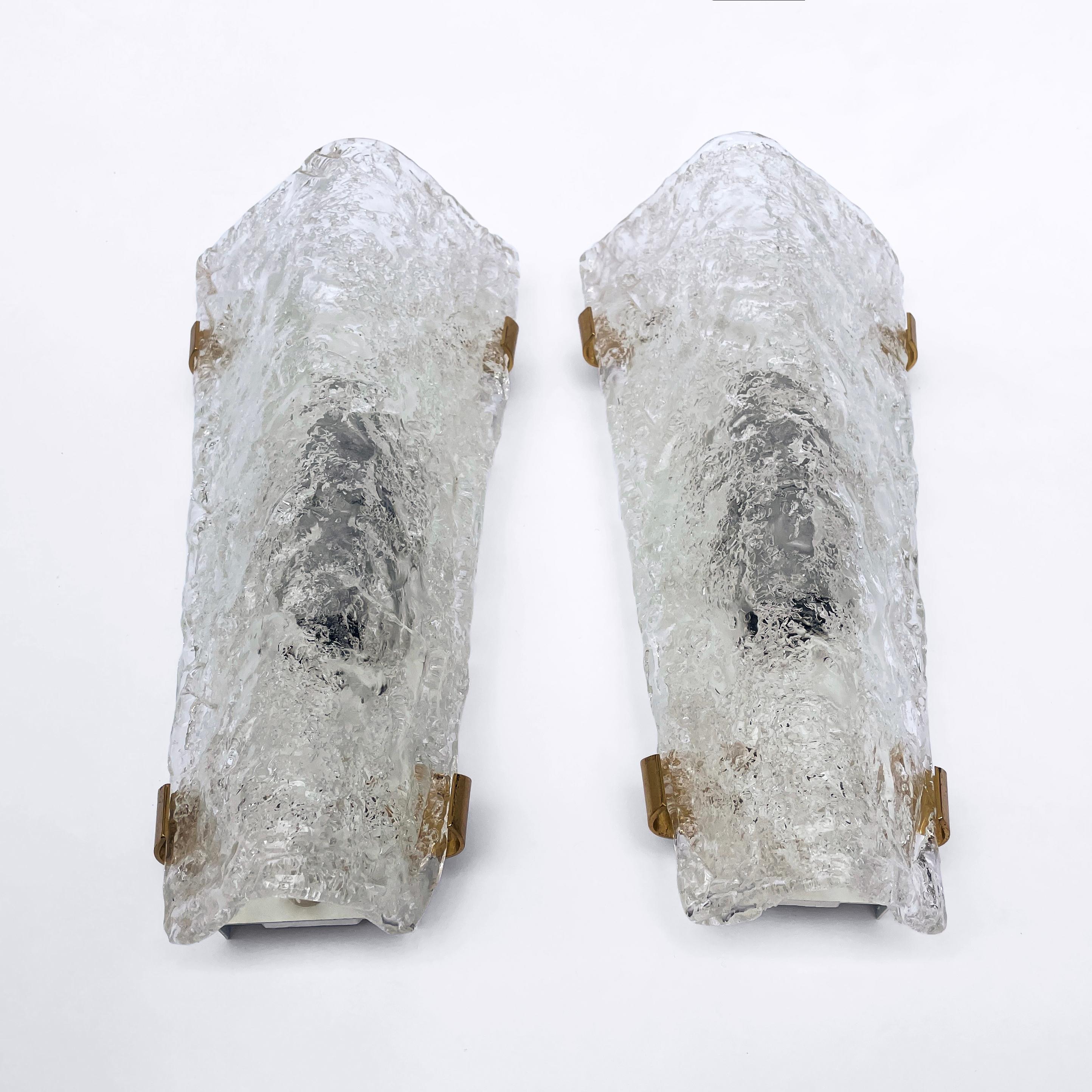 Large Pair of 1960s Angular Ice Glass Sconces Wall Lights by Hillebrand, Germany In Good Condition In Regensburg, DE