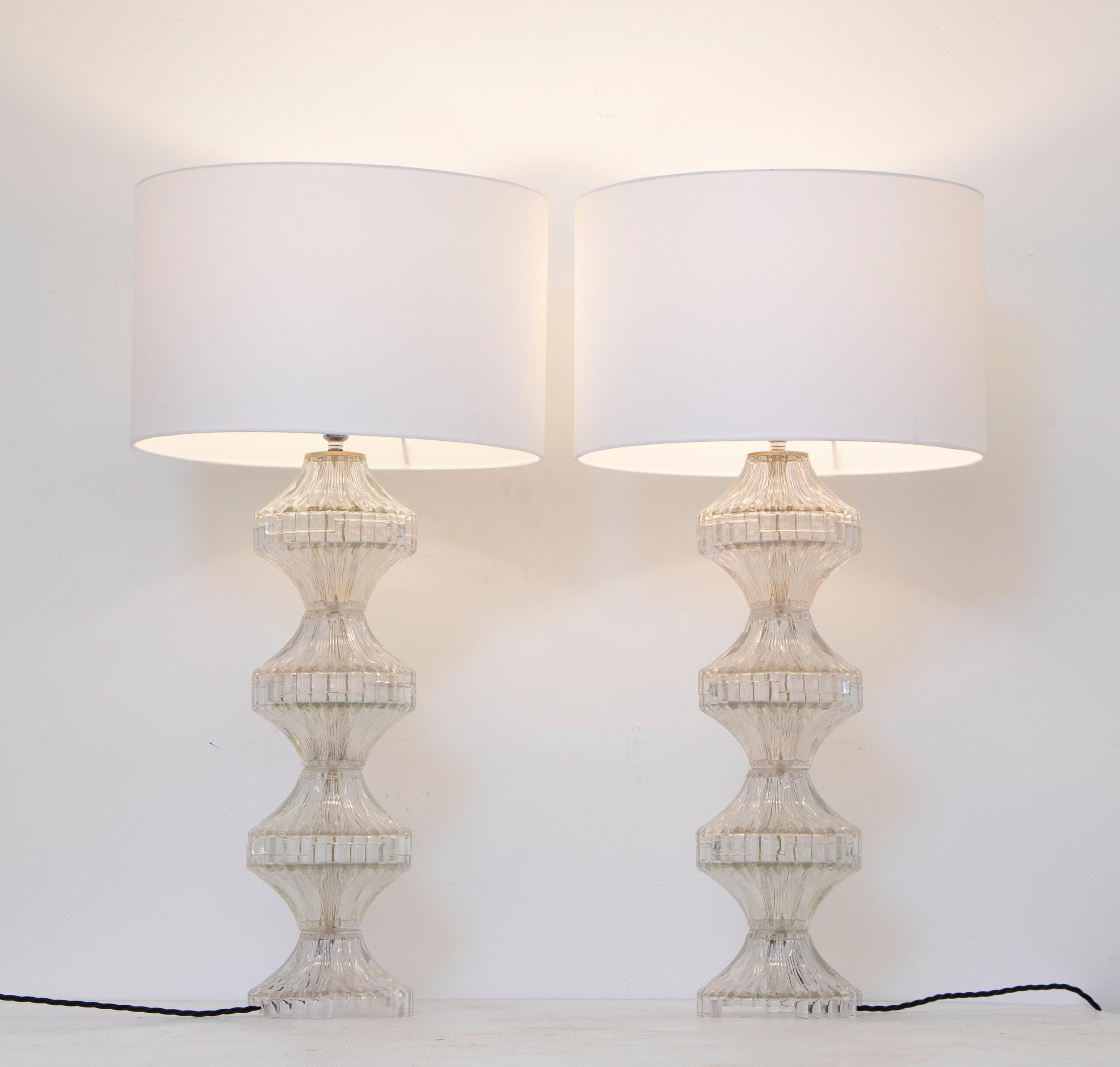 Mid-Century Modern Large Pair of 1960s Italian Glass and Chrome Table Lamps