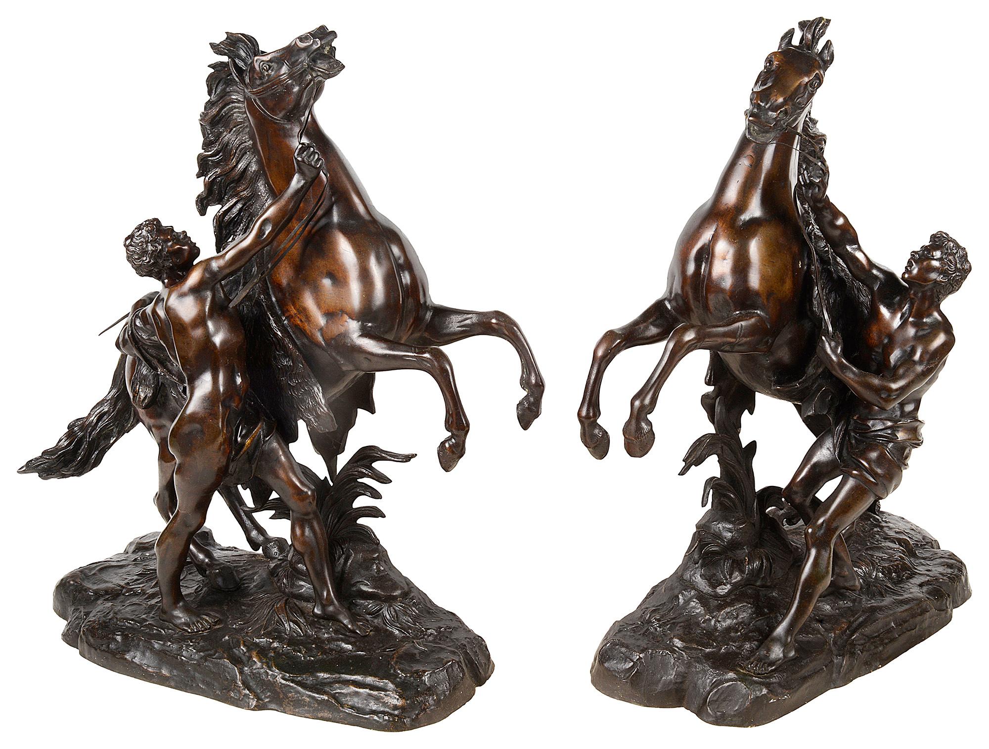 Grande coppia di cavalli di Marly in bronzo del XIX secolo, dopo Coustou In condizioni buone in vendita a Brighton, Sussex