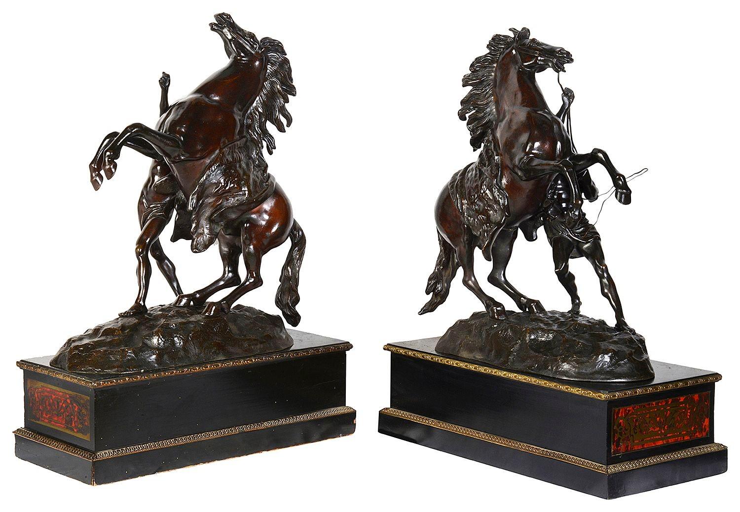 Greco classico Grande coppia di cavalli di Marly in bronzo del XIX secolo su cavalletti Boulle 32