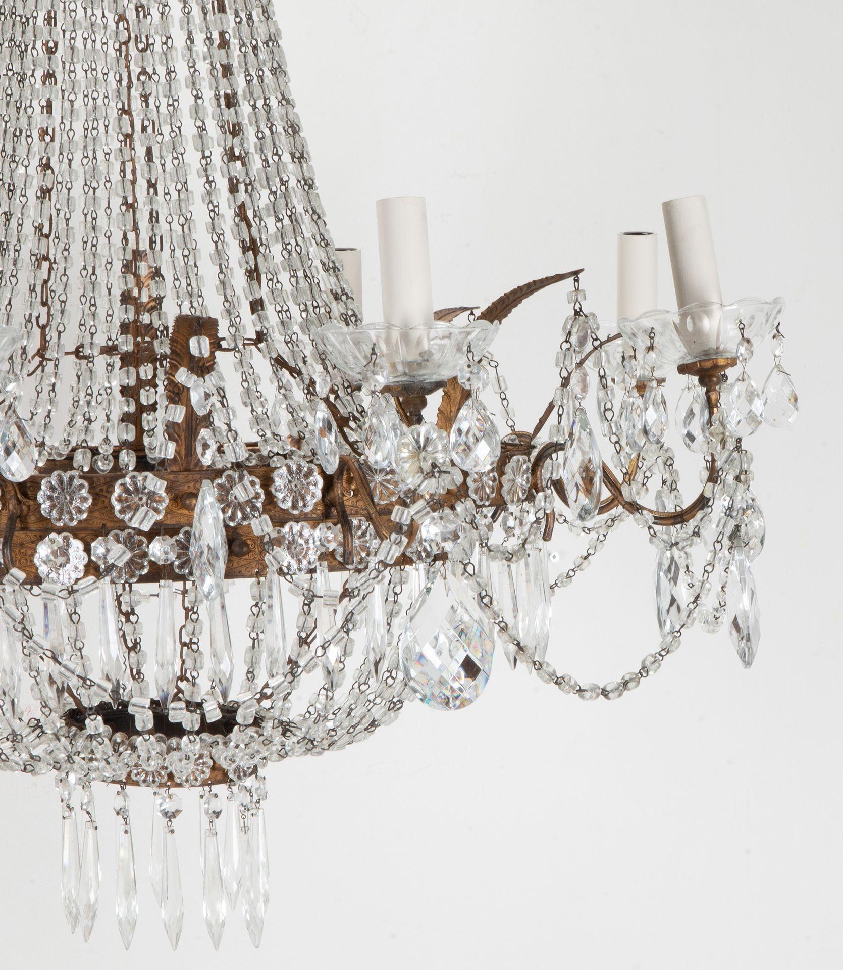 Large Pair of 19th Century Empire Chandeliers im Zustand „Gut“ im Angebot in Gloucestershire, GB