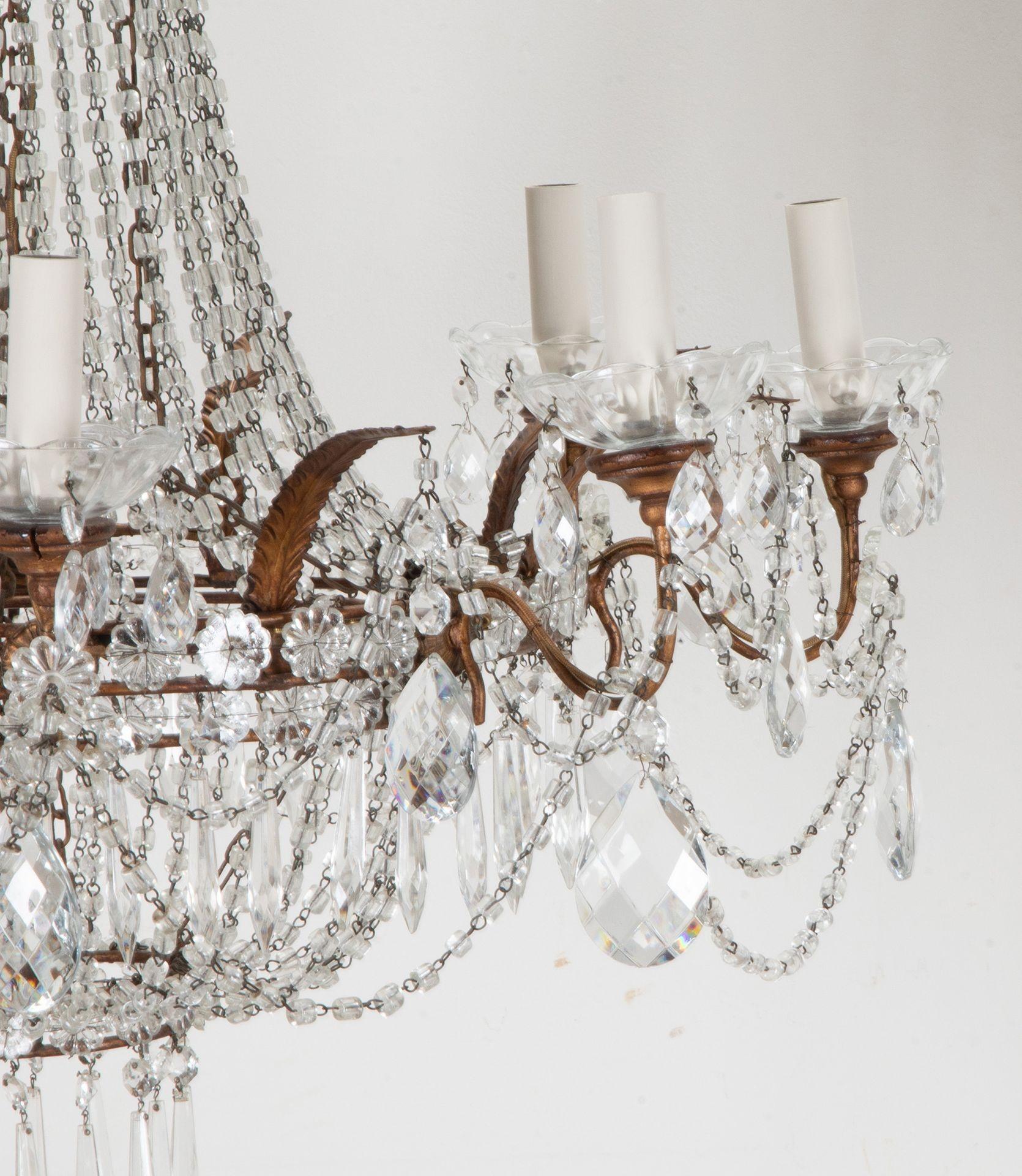Large Pair of 19th Century Empire Chandeliers im Angebot 1