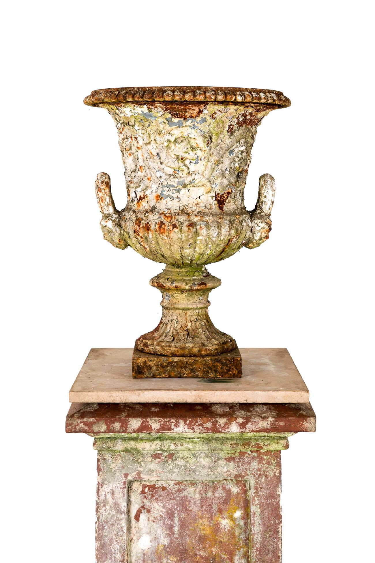 Gran pareja de pedestales ingleses de terracota para jardín del siglo XIX en venta 9