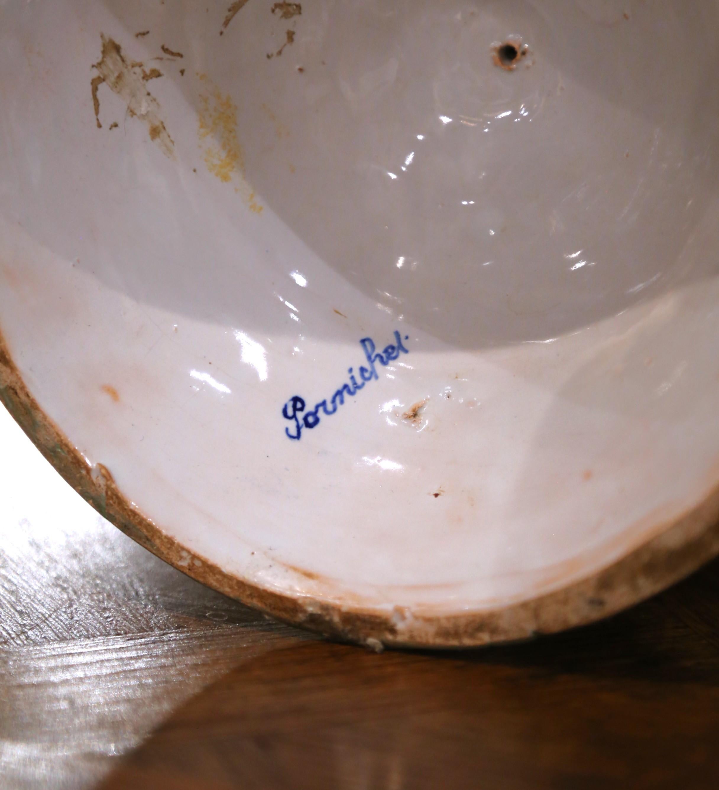 Grande paire d'urnes en faïence de Desvres du 19e siècle avec poignées torsadées en vente 9