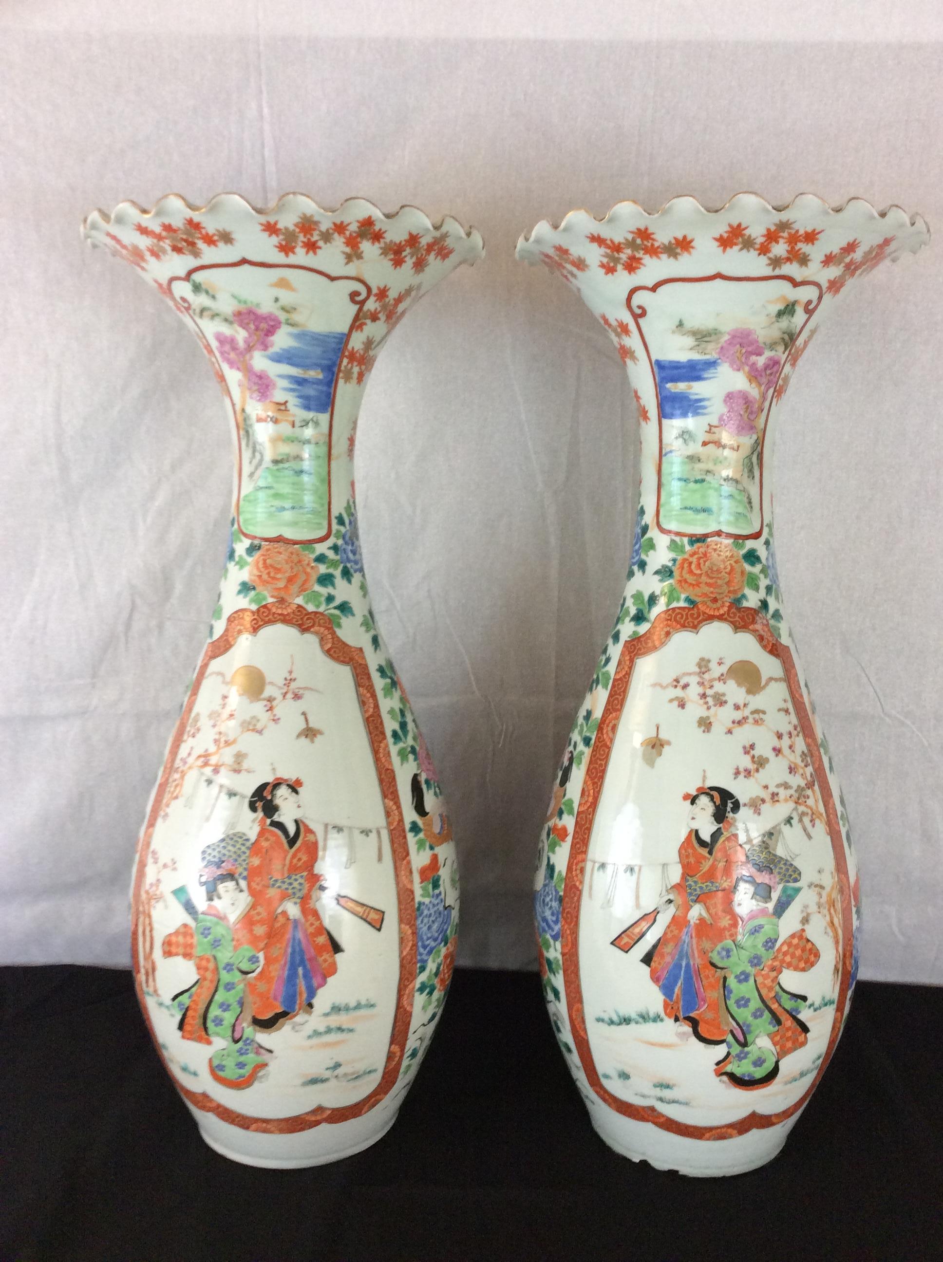 Large Pair of 19th Century Japanese Imari Porcelain Floor Vases For Sale 12
