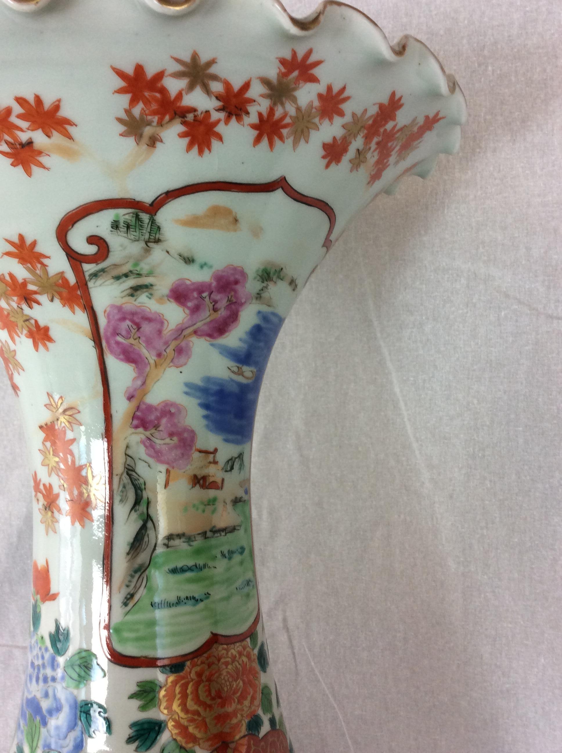 Large Pair of 19th Century Japanese Imari Porcelain Floor Vases For Sale 2