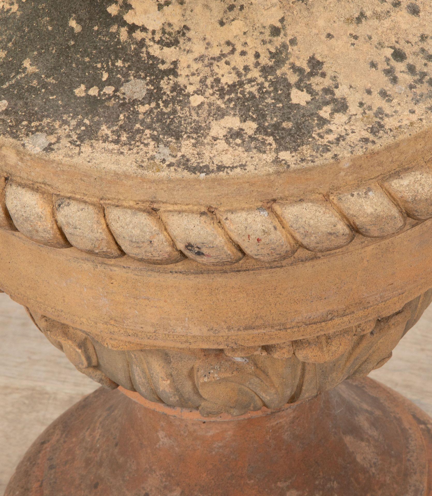 Large Pair of 19th Century Terracotta Gatepost Finials For Sale 2