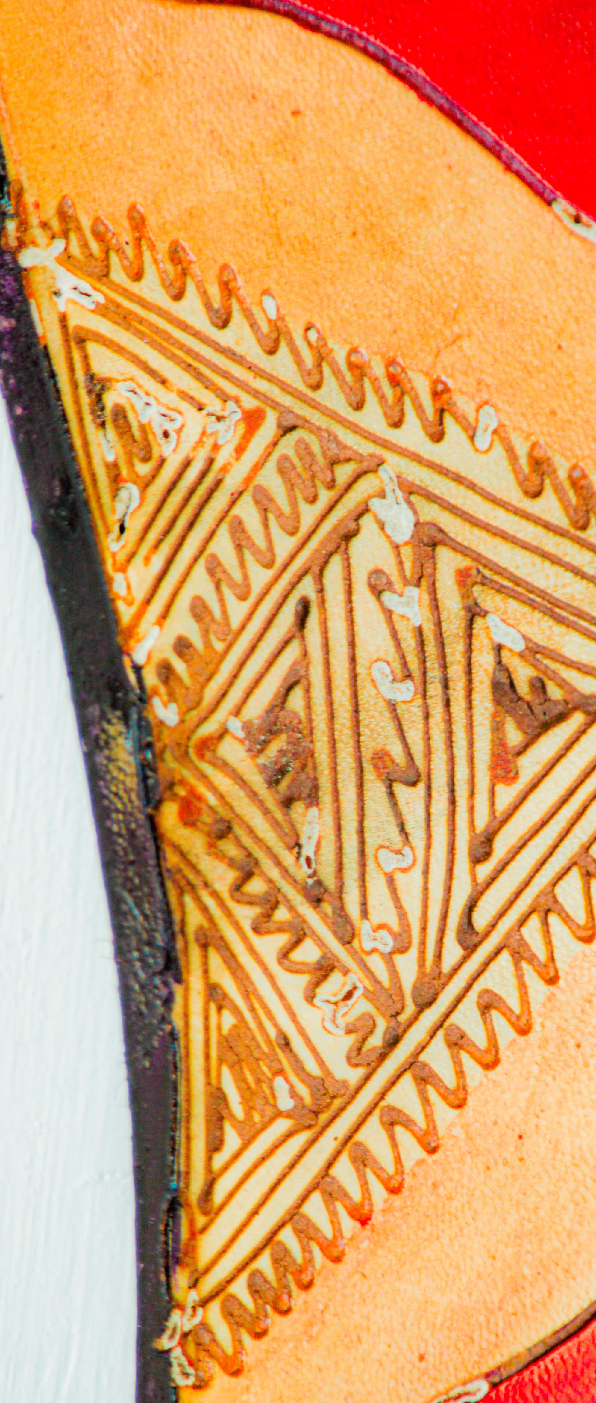 Großer Wandleuchter aus pergamentfarbenem Pergament mit marokkanischen Stammeskunstmotiven im Angebot 12