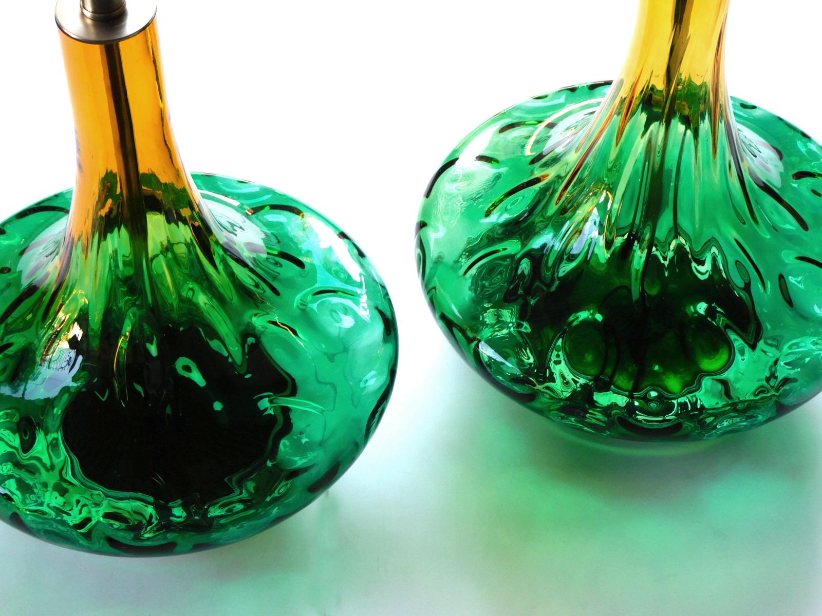 Américain Paire de grandes lampes américaines des années 1970 en verre d'art jaune et vert en vente