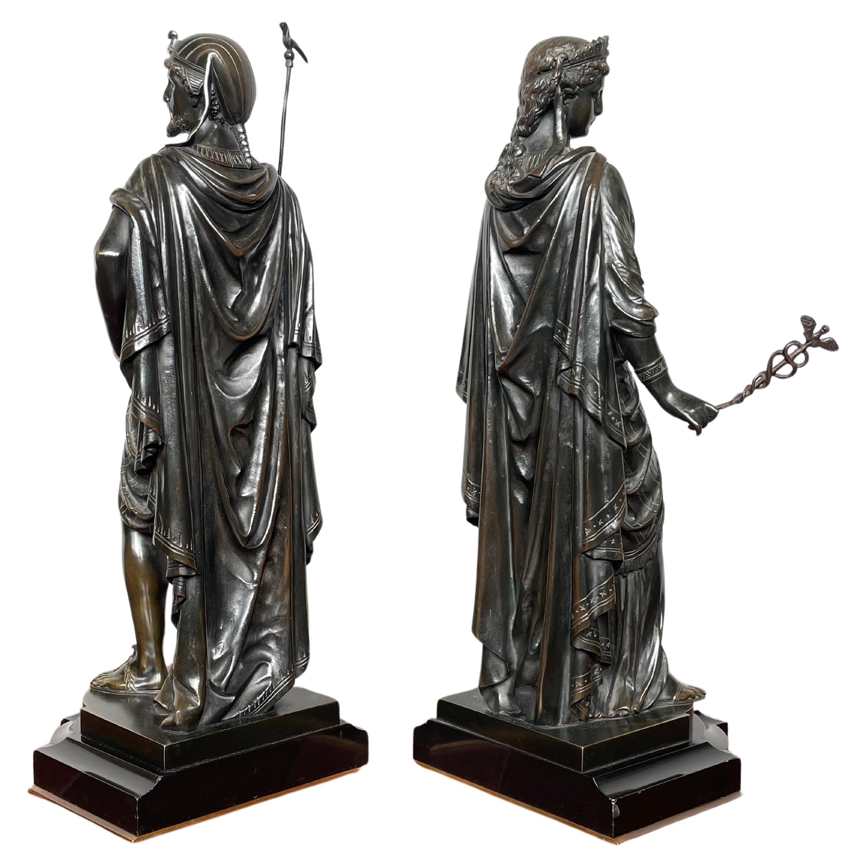 Großes Paar antiker ägyptischer Priester- und Priester-Skulpturen aus Bronze von E. Bouret