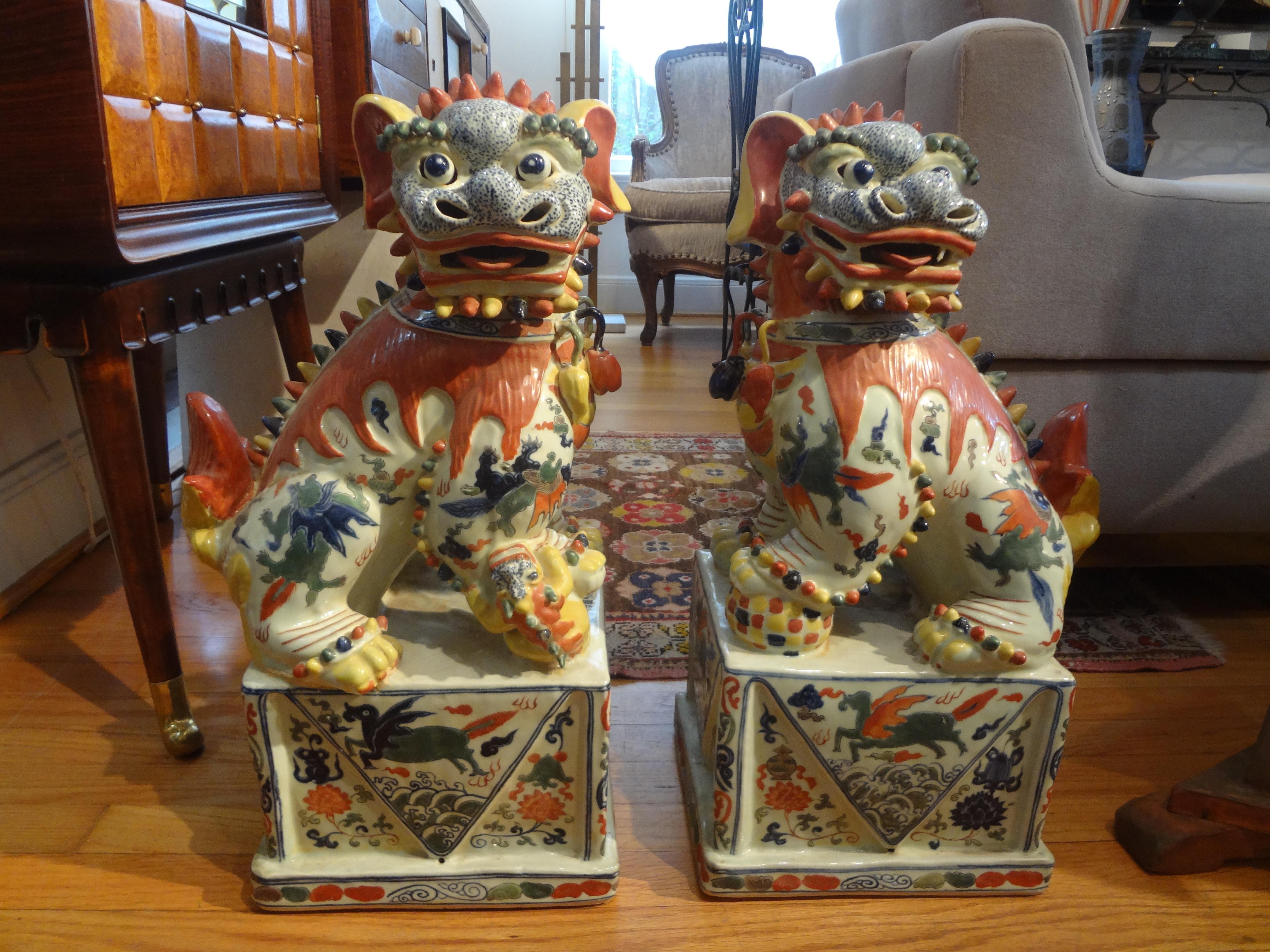 Large Pair of Antique Chinese Porcelain Foo Dogs 10