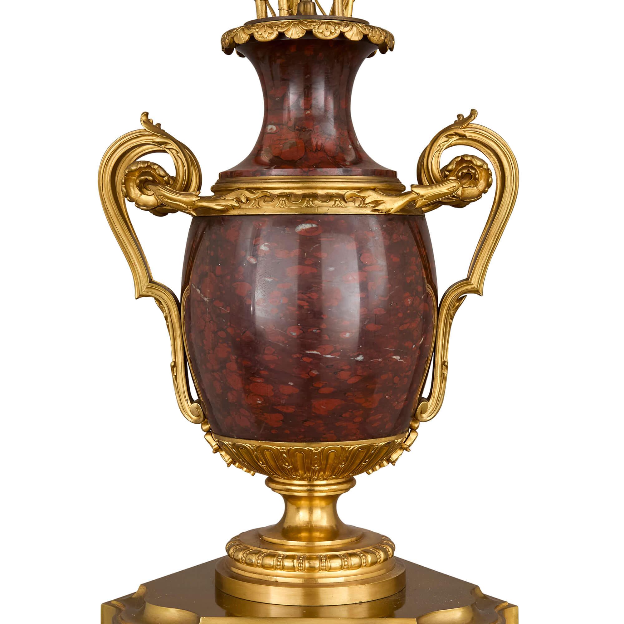Gran Pareja de Antiguos Candelabros Franceses de Mármol y Ormolu de Paul Sormani en Bueno estado para la venta en London, GB